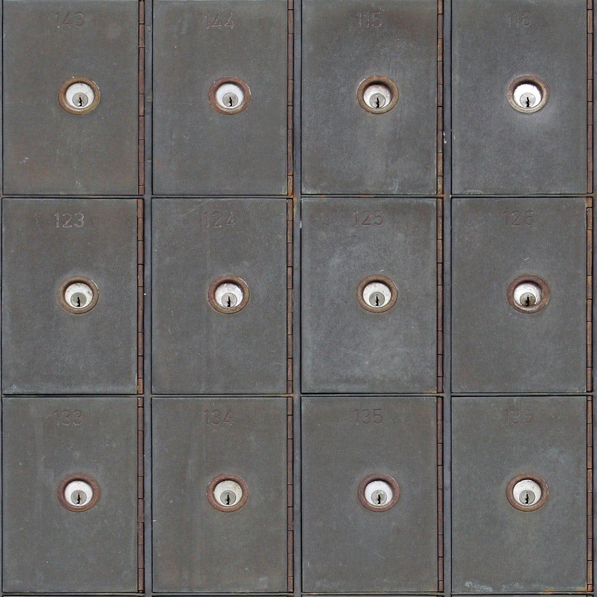 Tapete INDUSTRIAL METAL CABINETS-WP20113-MINDTHEGAP-MIND THE GAP Tapete INDUSTRIAL METAL CABINETS von MINDTHEGAP aus der Kategorie MIND THE GAP mit der Artikelnummer WP20113