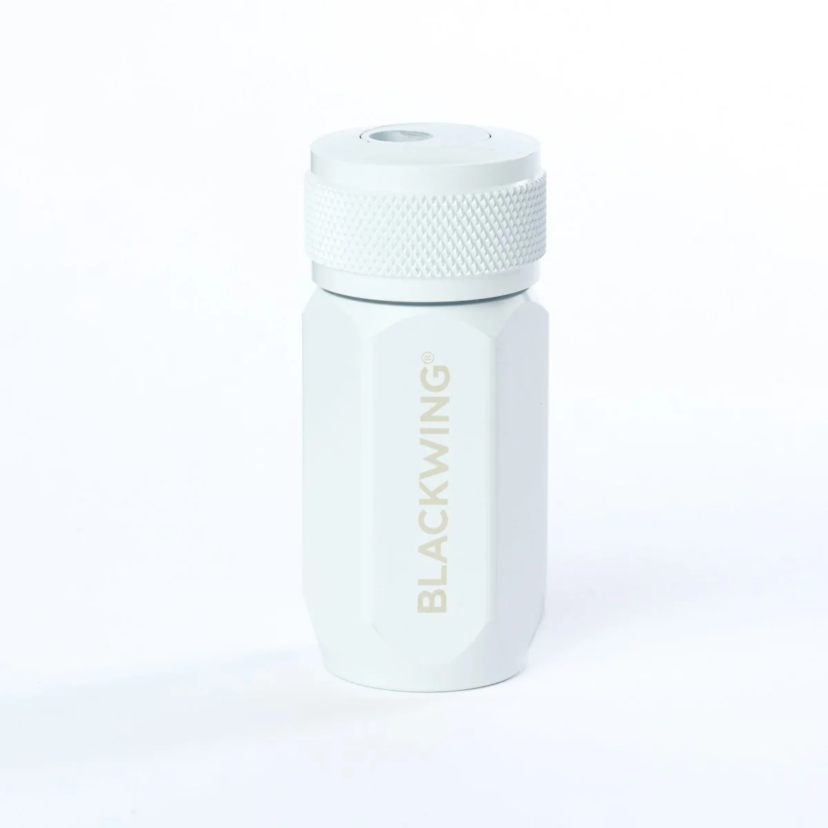 Blackwing Volume 292 - Keith Haring "Barking Dog" X Long-Point Anspitzer - Aluminium Weiß