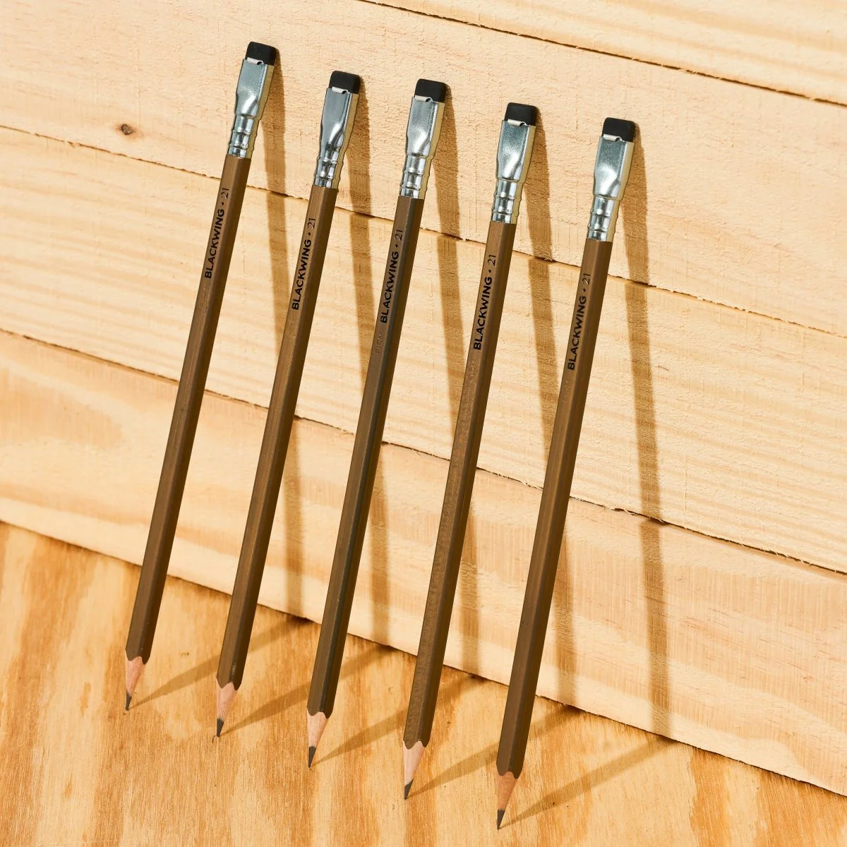 BLACKWING VOLUME 21 - The Woodworking Pencil (12er Set)