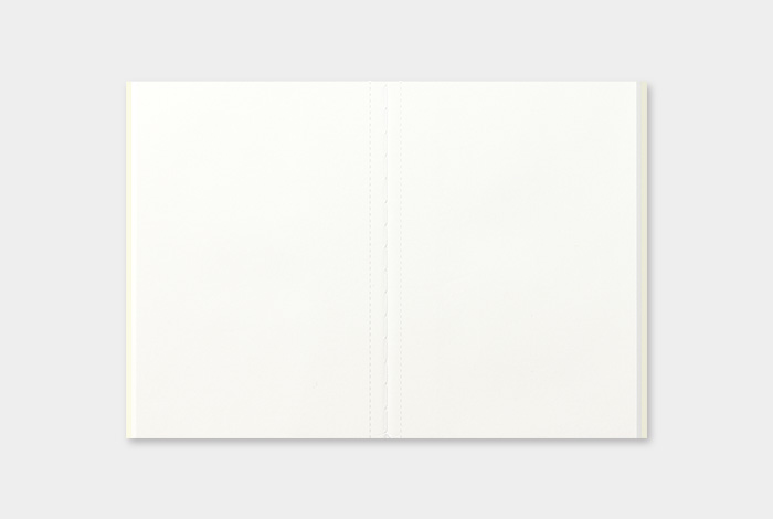 005 - leichtes Notizheft, perforiert - TRAVELER'S Notebook Refill Passport-14371006-TRAVELER'S COMPANY JAPAN-Einlagen und Zubehör für Größe "Passport" 005 - leichtes Notizheft, perforiert - TRAVELER'S Notebook Refill Passport von TRAVELER'S COMPANY JAPAN aus der Kategorie Einlagen und Zubehör für Größe "Passport" mit der Artikelnummer 14371006