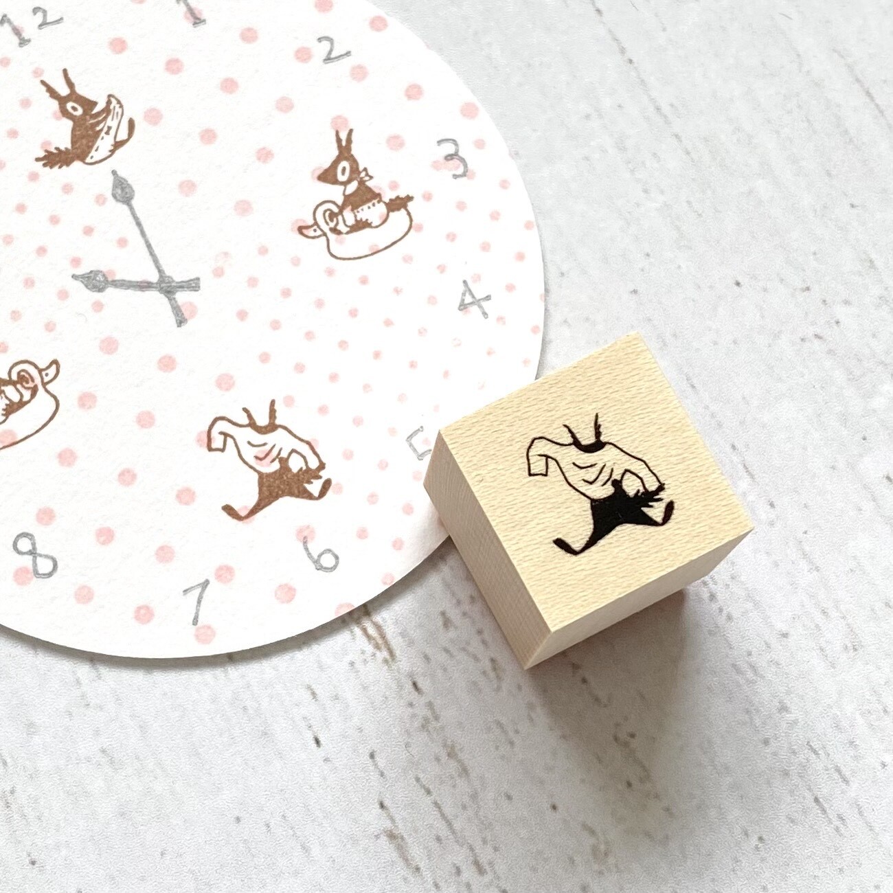 Eichhörnchen mit Pullover - Japanischer Stempel