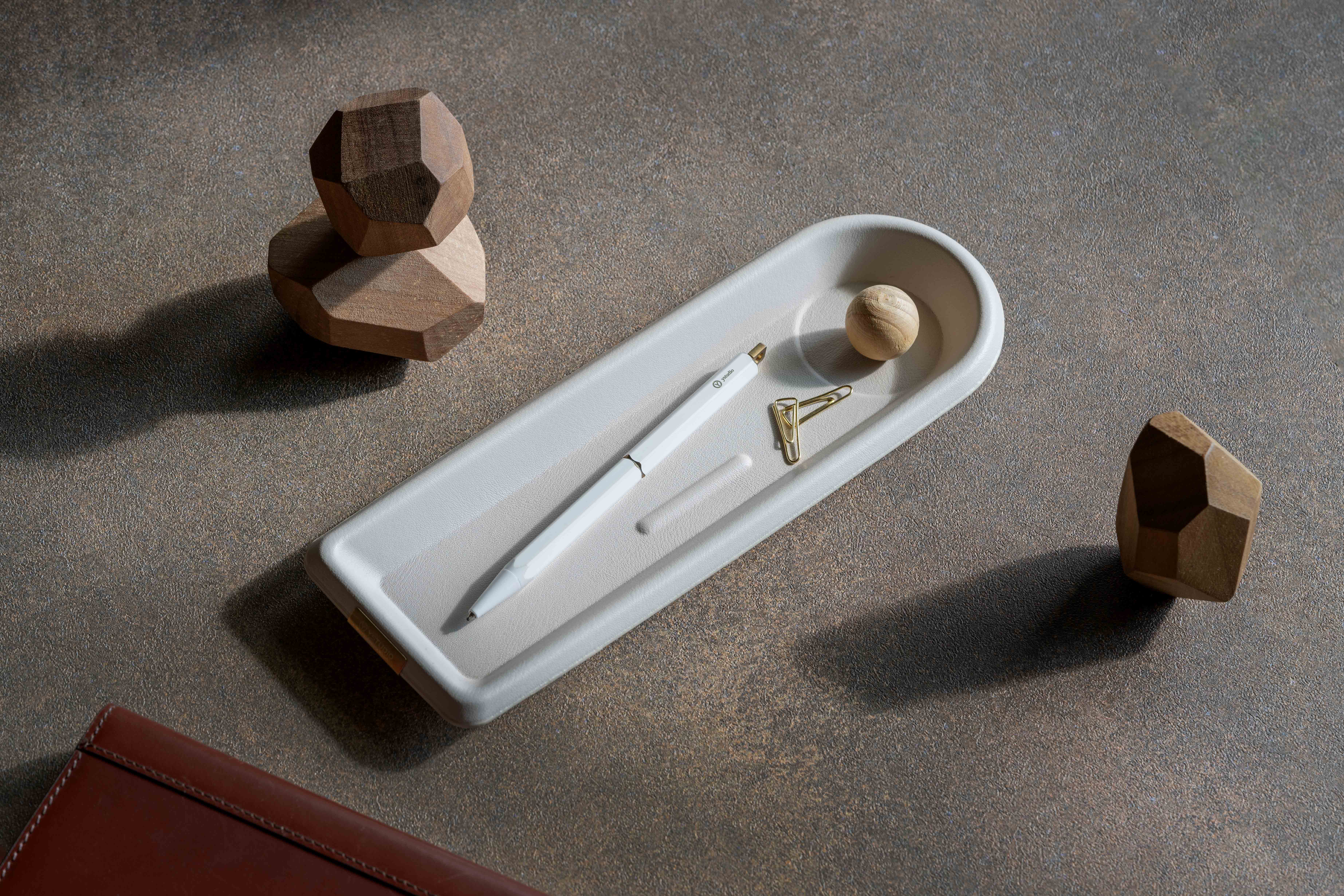 Classic Reflect - Eco Leather Tray - Colonnade Gray - S - YSTUDIO