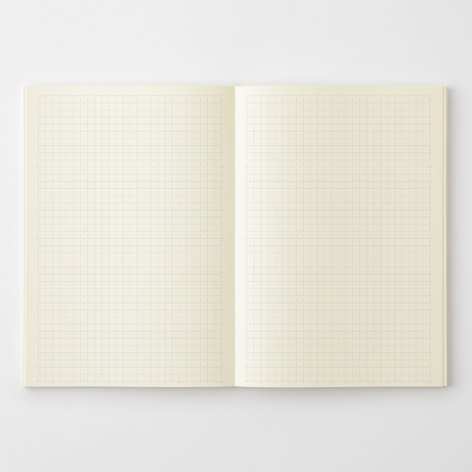 MD Notebook - A5 - kariert / grid - Midori Notizbuch