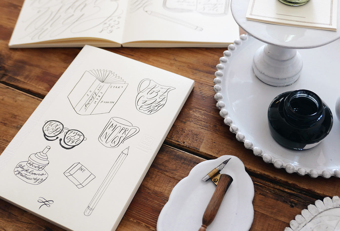 MD Notebook 15th – Edition Mikiko Ayamiya - A6 - blanko / blank - Midori Notizbuch - limitiert MD Notebook 15th – Edition Mikiko Ayamiya - A6 - blanko / blank - Midori Notizbuch - limitiert