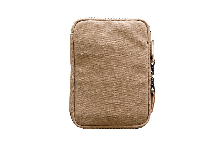 FLAT tool case / A6 Wide - Beige - Etui von Yuruliku