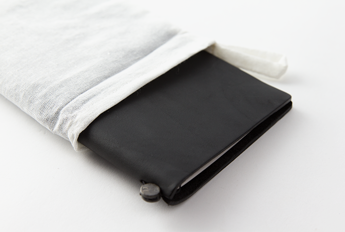 TRAVELER’S Notebook - Regular - Schwarz-13714006-TRAVELER'S COMPANY JAPAN-TRAVELER'S Notebook "Regular" TRAVELER’S Notebook - Regular - Schwarz von TRAVELER'S COMPANY JAPAN aus der Kategorie TRAVELER'S Notebook "Regular" mit der Artikelnummer 13714006