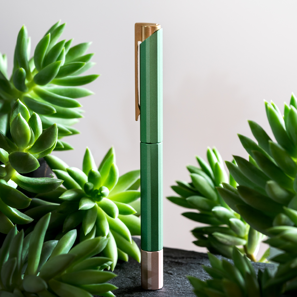 Bihex Rollerball - Tintenroller - Glamour Evolve - Absinthe Bihex Rollerball - Tintenroller - Glamour Evolve - Absinthe