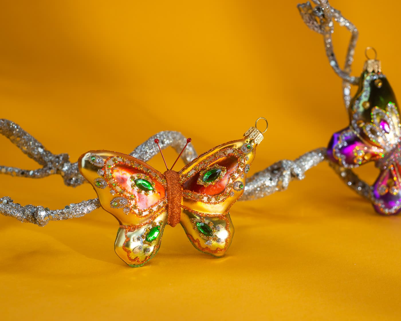 Schmetterling orange mit Steinen - Christbaumschmuck aus Glas-2247.01-Hanco-aus dem Garten Schmetterling orange mit Steinen - Christbaumschmuck aus Glas von Hanco aus der Kategorie aus dem Garten mit der Artikelnummer 2247.01