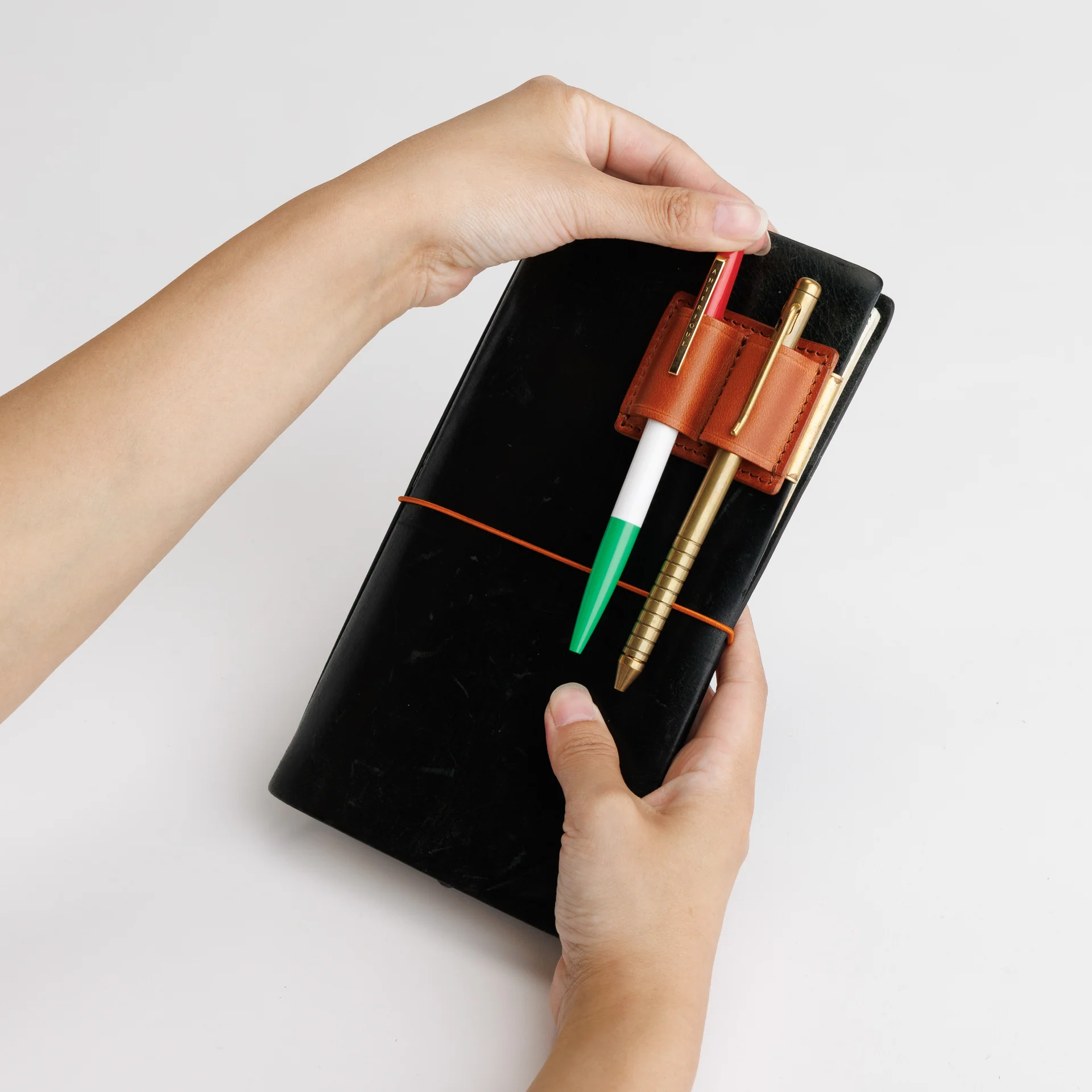 Clip Pen Holder - The Superior Labor Limited SS 2026 - *Pre-order/Vorbestellung*