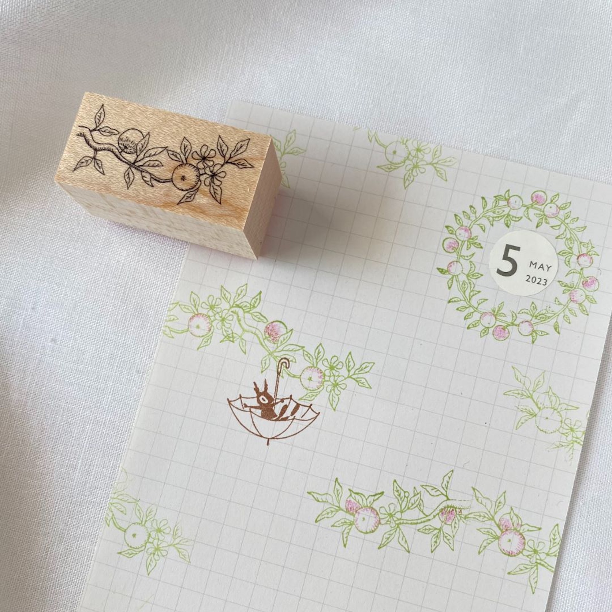 Apfelbaum Ast - Japanischer Stempel-MR-28-YAMADA-Stempel von moriringo Apfelbaum Ast - Japanischer Stempel von YAMADA aus der Kategorie Stempel von moriringo mit der Artikelnummer MR-28