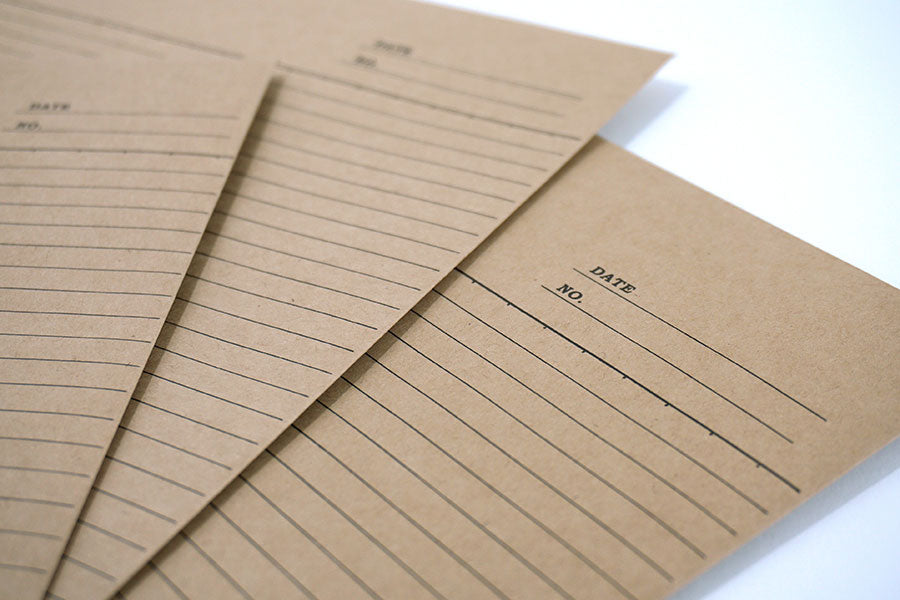 Ruled Envelope - Square - Kraftpapier Umschläge von Yuruliku