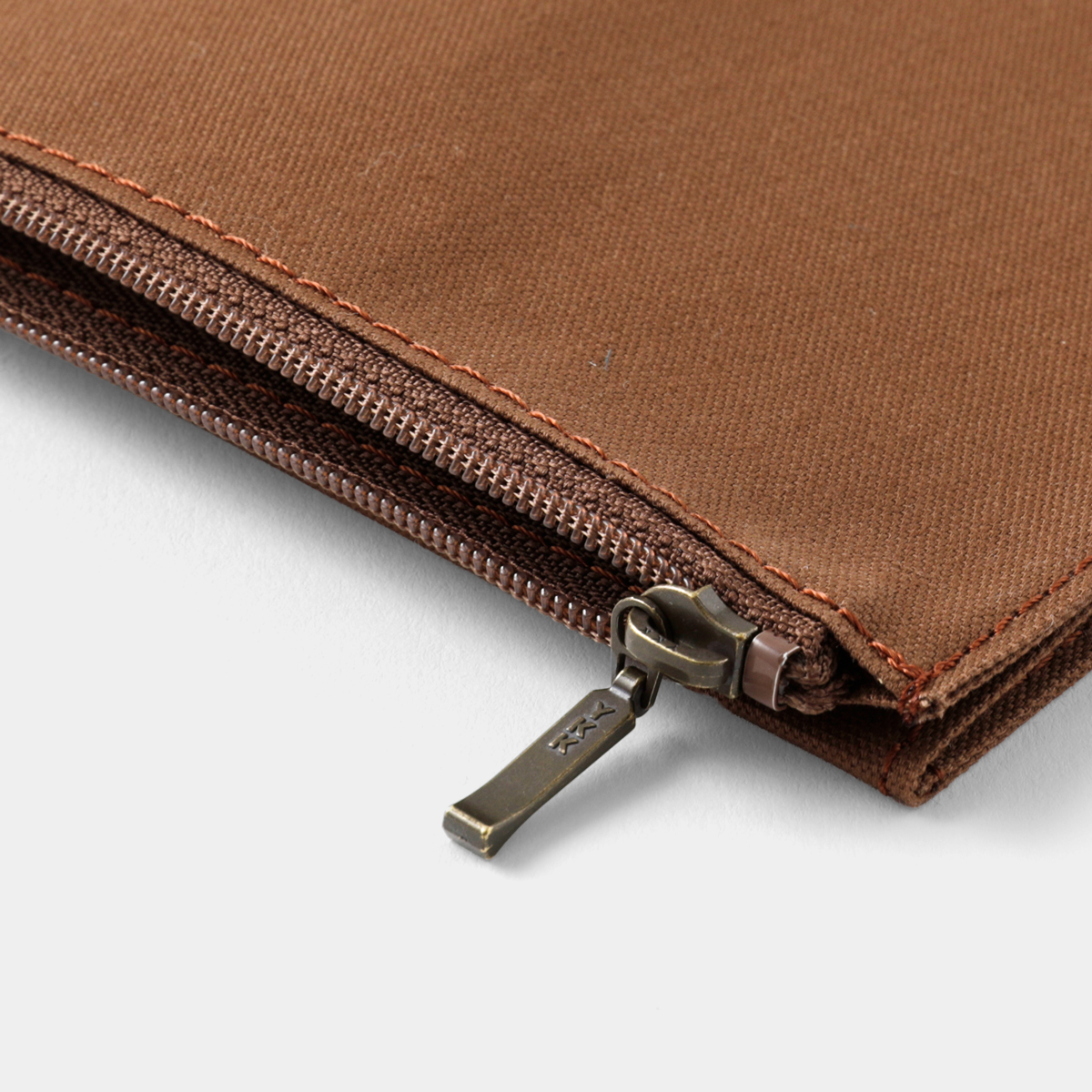 Zipper Case Baumwolle "Coffee" - TRAVELER'S FACTORY Notebook Refill Regular