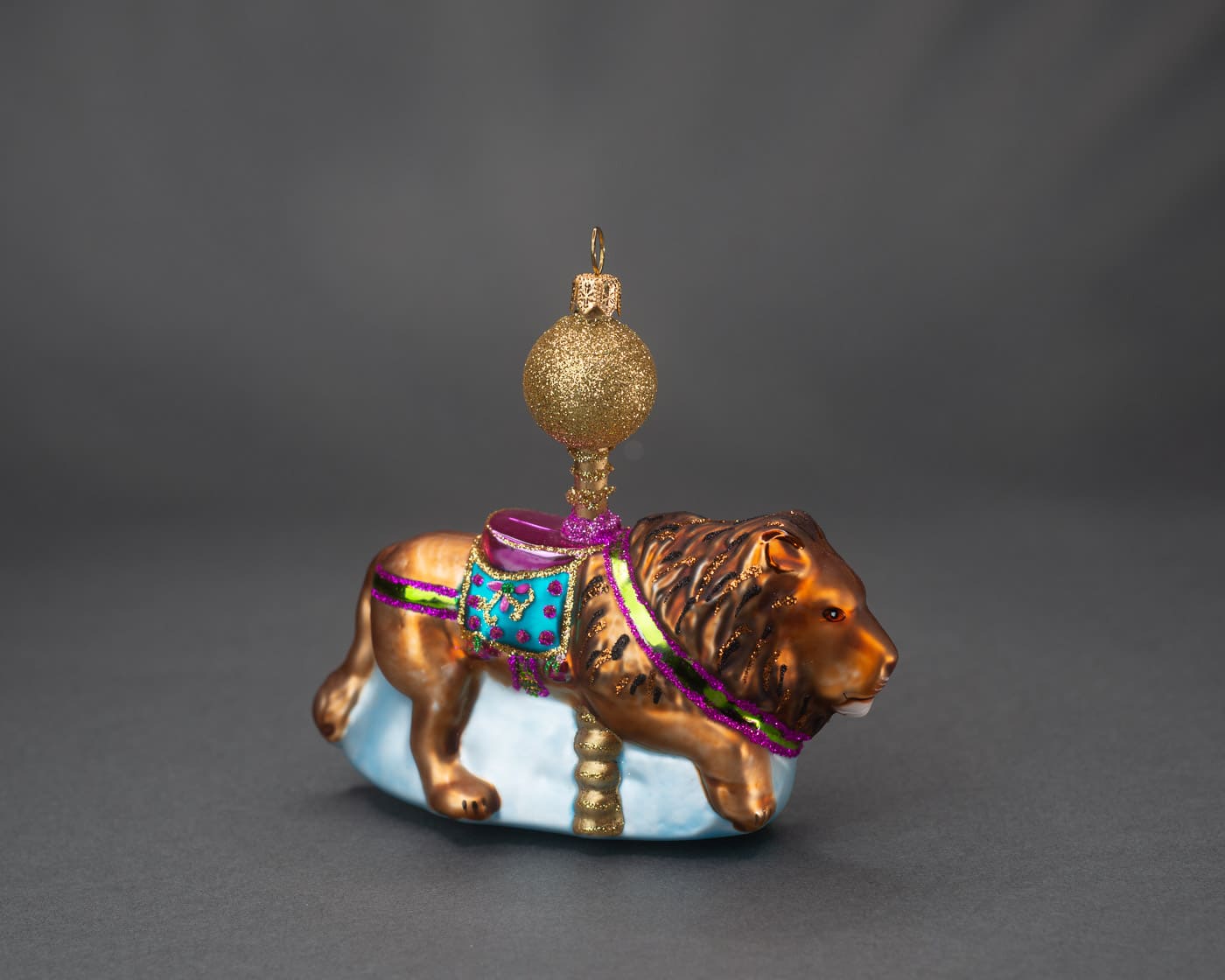 Löwe Karusselltier - Christbaumschmuck aus Glas-2606.01-Hanco-Christbaumschmuck Löwe Karusselltier - Christbaumschmuck aus Glas von Hanco aus der Kategorie Christbaumschmuck mit der Artikelnummer 2606.01