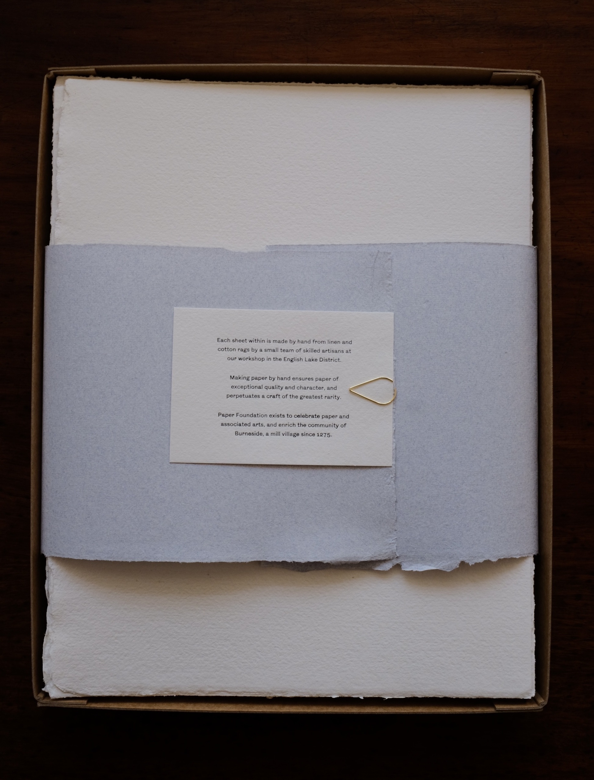 Paper Box - Handgeschöpfte Papiersammlung - L - White - Paper Foundation