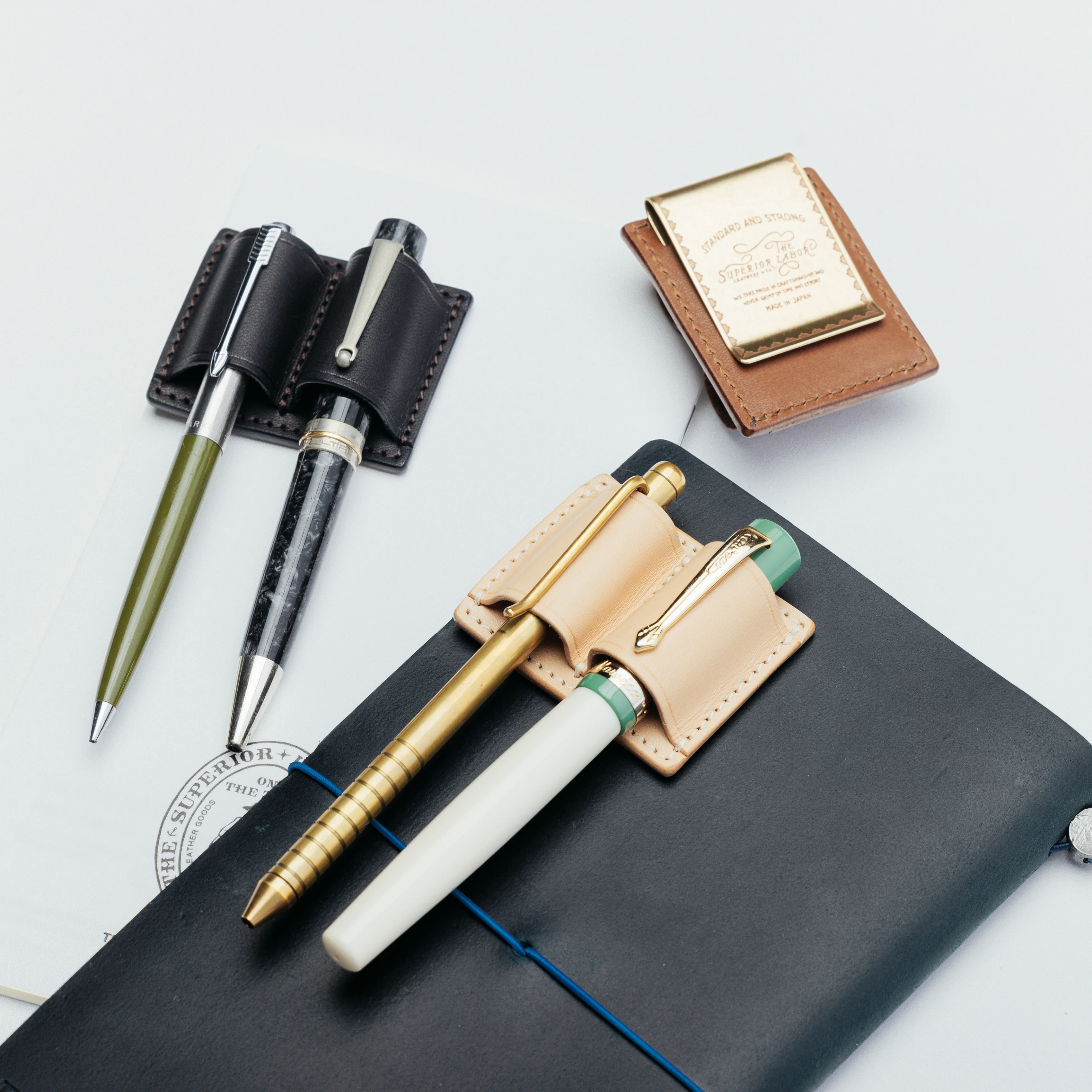 Clip Pen holder/mix fit - Stifthalter mit Clip - The Superior Labor - *Pre-order/Vorbestellung*