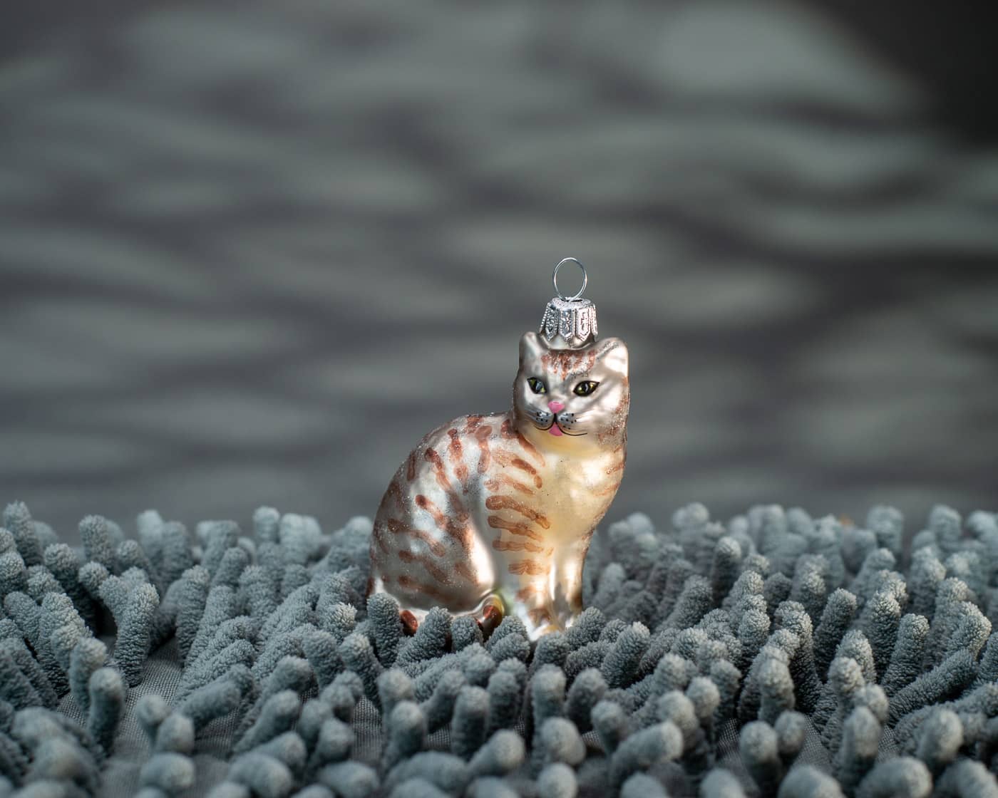 Katze grau-braun - Christbaumschmuck aus Glas