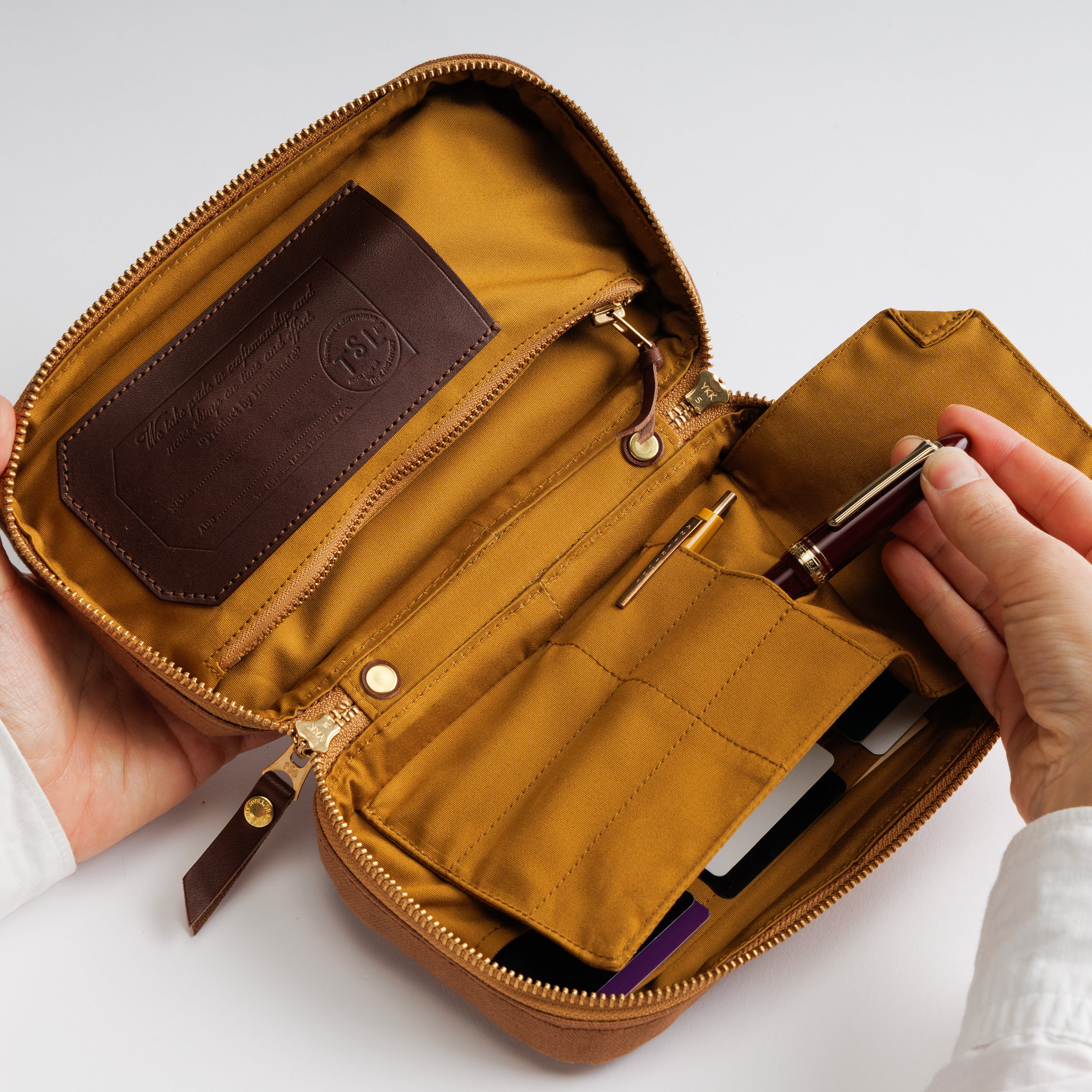 Canvas Mission Case - M - The Superior Labor Limited 2026-2027 - *Pre-order/Vorbestellung*