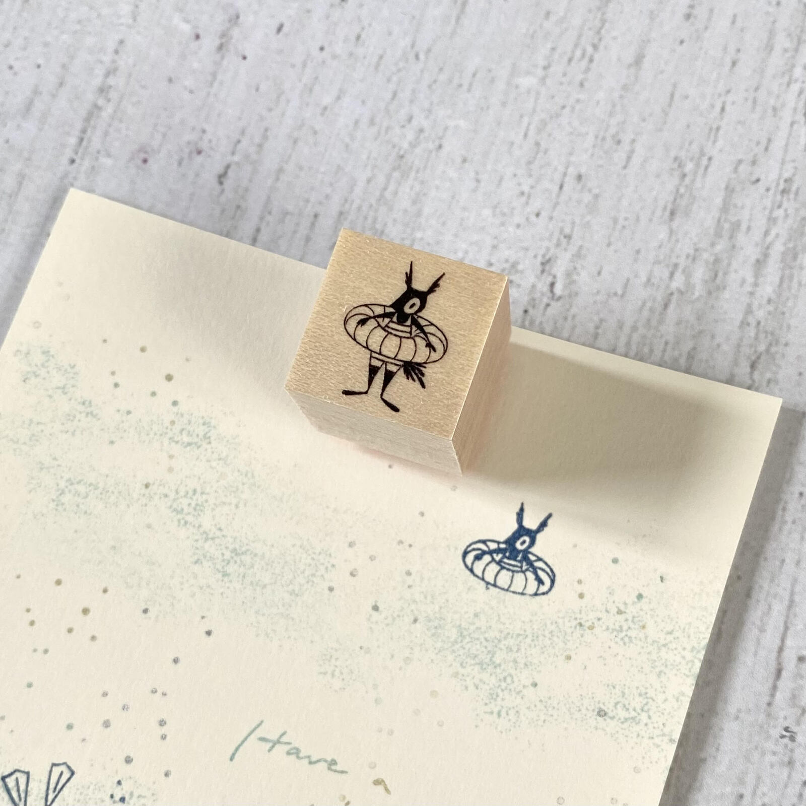 Eichhörnchen mit Schwimmring - Japanischer Stempel