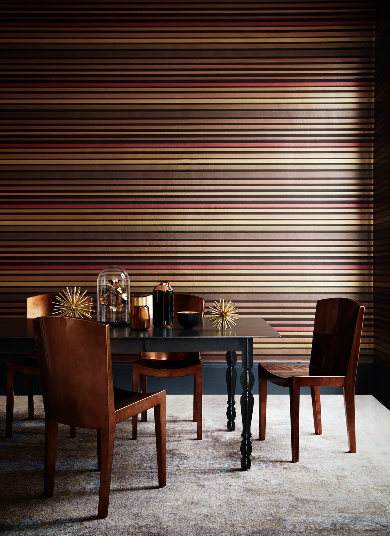 Carousel Stripe Tapete - 110/9044 - Cole&Son - Marquee Stripes von Cole&Son aus der Kategorie Marquee Stripes mit der Artikelnummer 110-9044