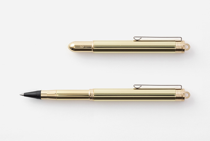 Rollerball Pen - Tintenroller aus Messing - Serie BRASS von der TRAVELER'S COMPANY JAPAN von TRAVELER'S COMPANY JAPAN aus der Kategorie Messing - Brass mit der Artikelnummer 36727006