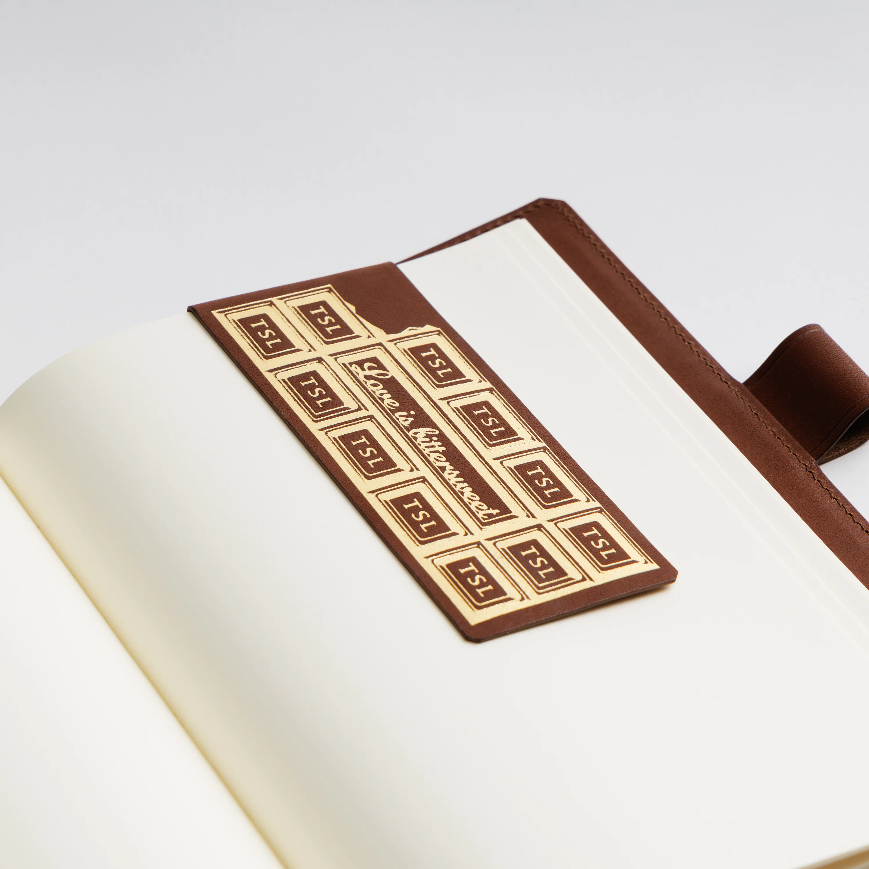 Bookmark - Chocolate - The Superior Labor Limited 2026-2027 - *Pre-order/Vorbestellung*
