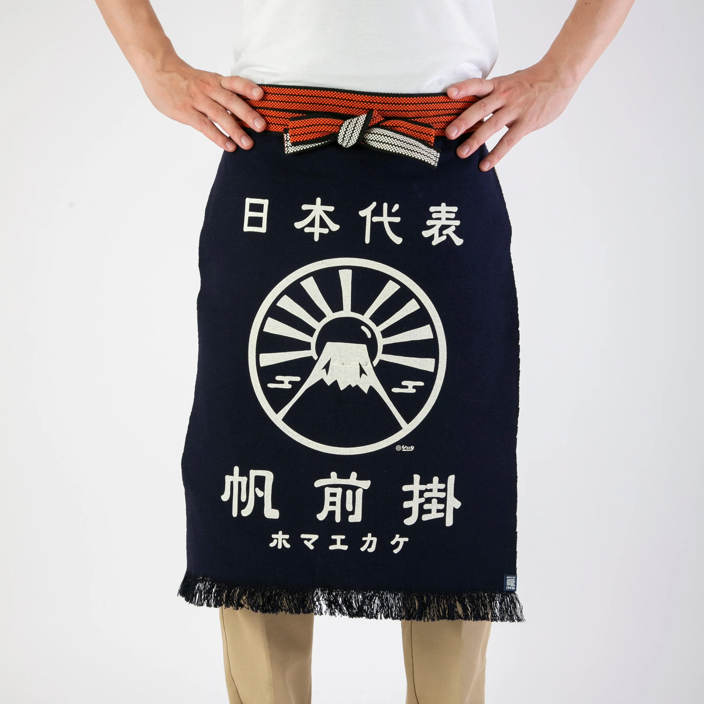 "Mt. Fuji" - ICON Serie - Traditionell japanische MAEKAKE Schürze - by Anything Co. "Mt. Fuji" - ICON Serie - Traditionell japanische MAEKAKE Schürze - by Anything Co.