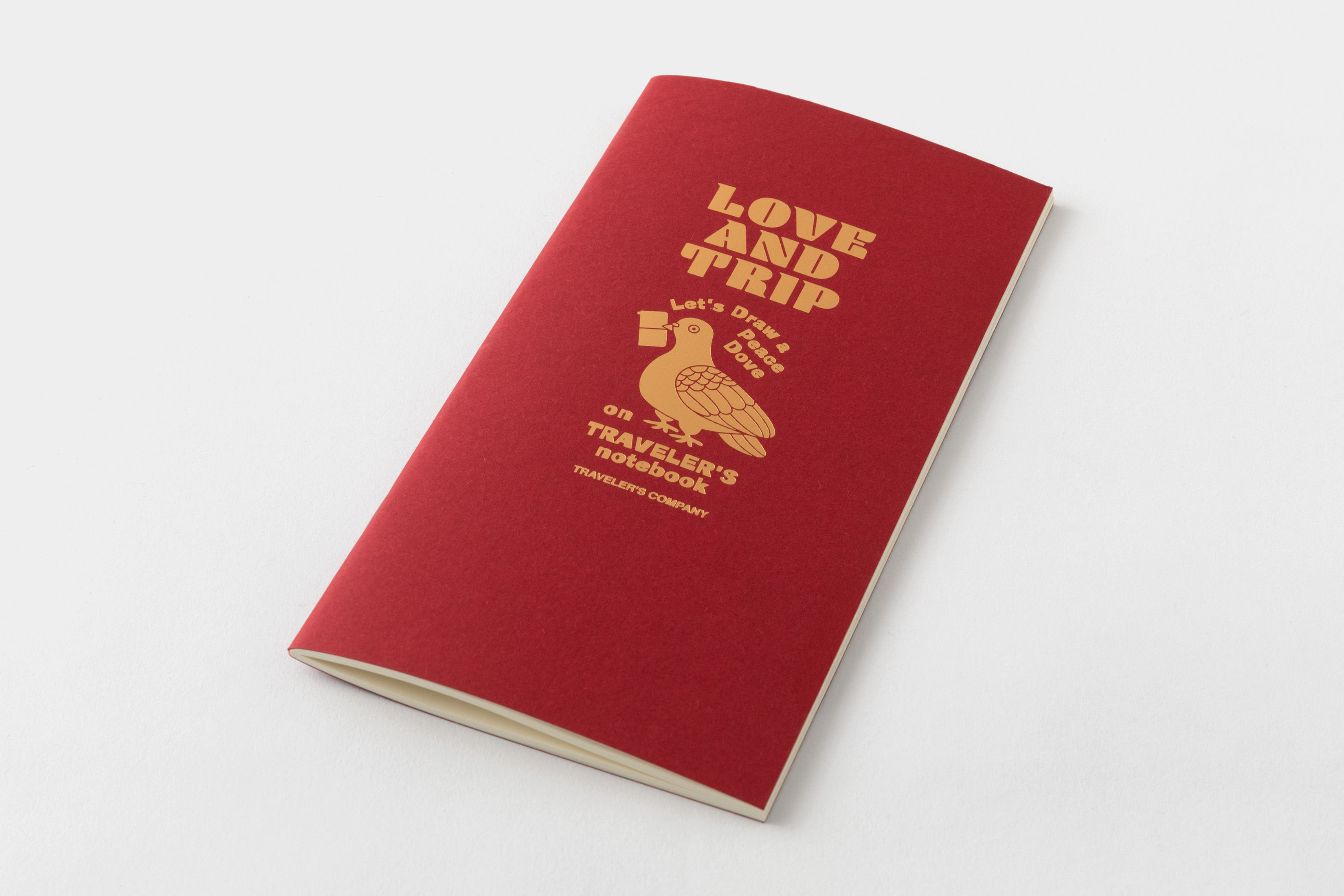 TRAVELER'S Notebook Refill "Love and Trip" - Limited Edition TRAVELER'S Notebook Refill "Love and Trip" - Limited Edition