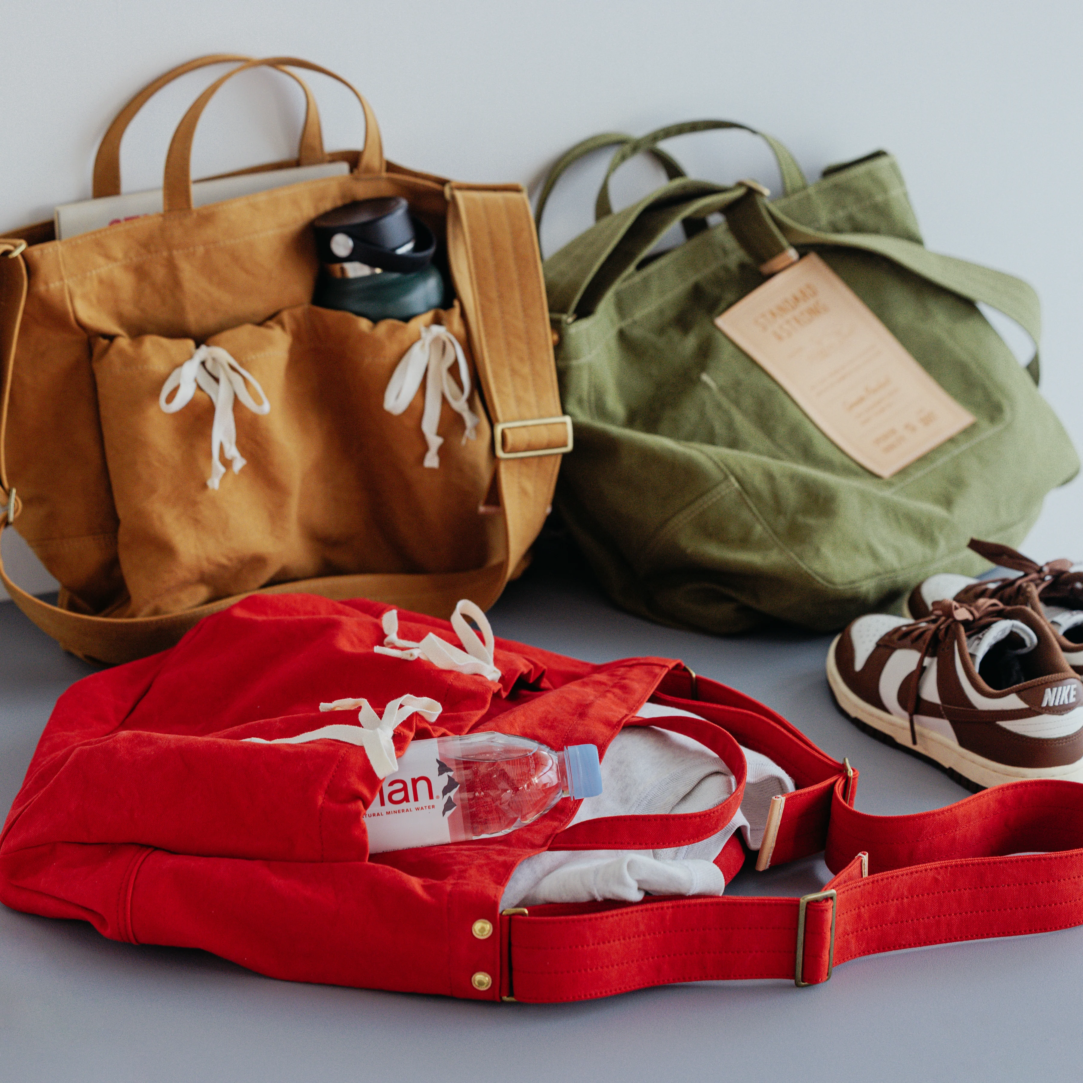 Two Pocket Shoulder Bag - Schultertasche aus Baumwolle - The Superior Labor - *Pre-order/Vorbestellung* Two Pocket Shoulder Bag - Schultertasche aus Baumwolle - The Superior Labor - *Pre-order/Vorbestellung*