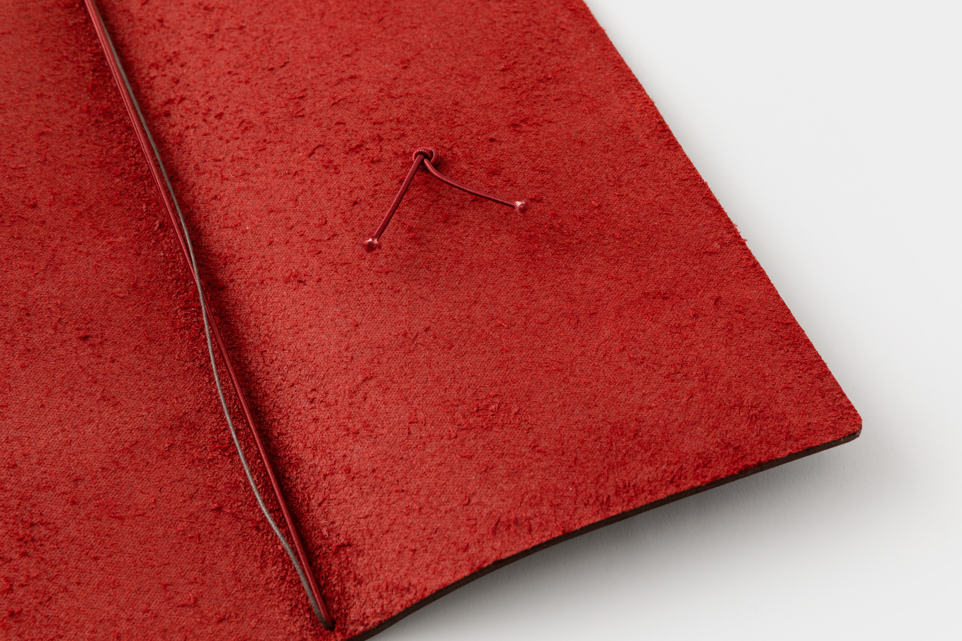 TRAVELER'S Notebook "Love and Trip" Burgundy - Limited Edition - ***Preorder / Vorbestellung***