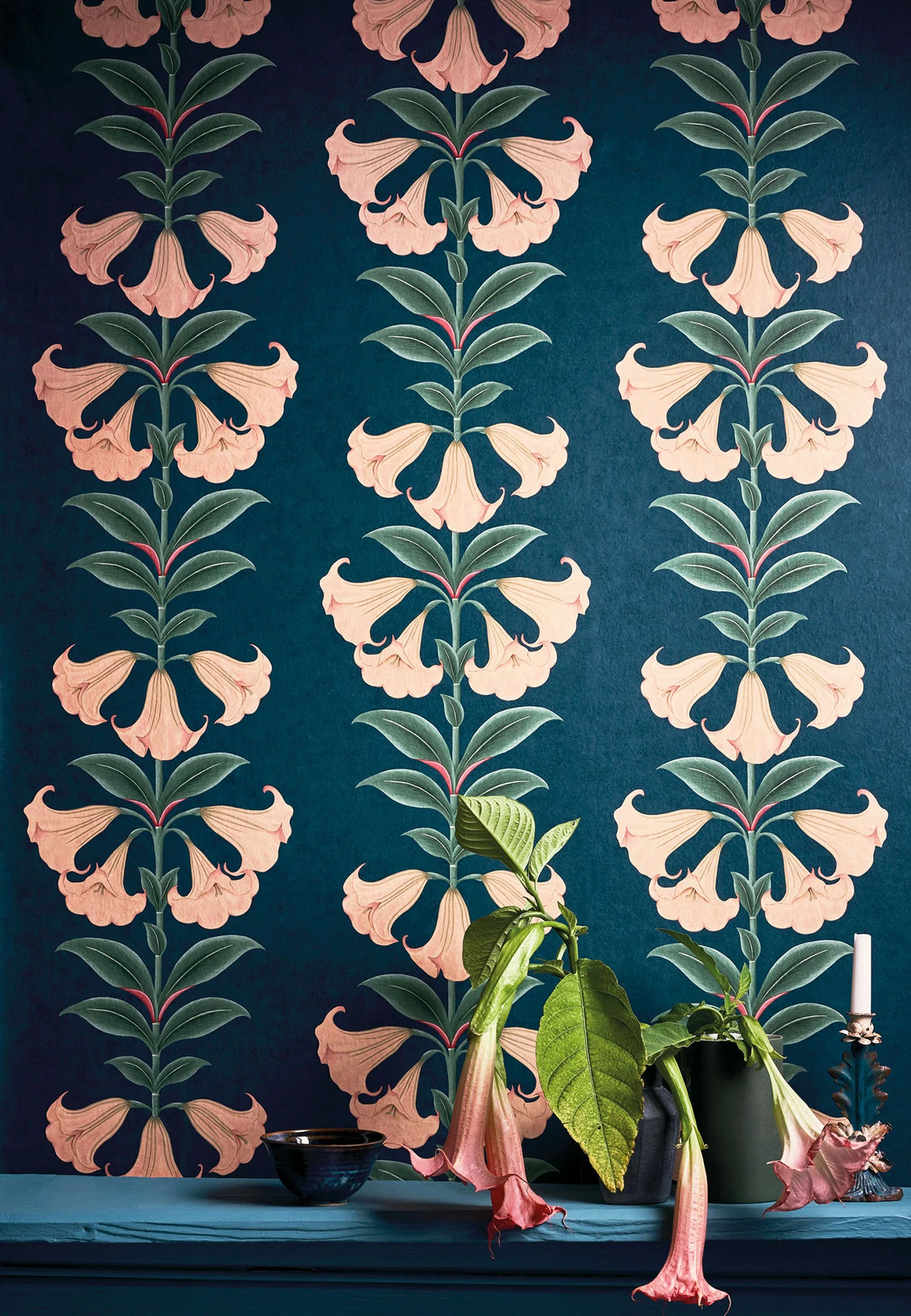 Angel's Trumpet Tapete - 117/3009 - Cole&Son - Seville-117-3009-Cole&Son-Seville Angel's Trumpet Tapete - 117/3009 - Cole&Son - Seville von Cole&Son aus der Kategorie Seville mit der Artikelnummer 117-3009