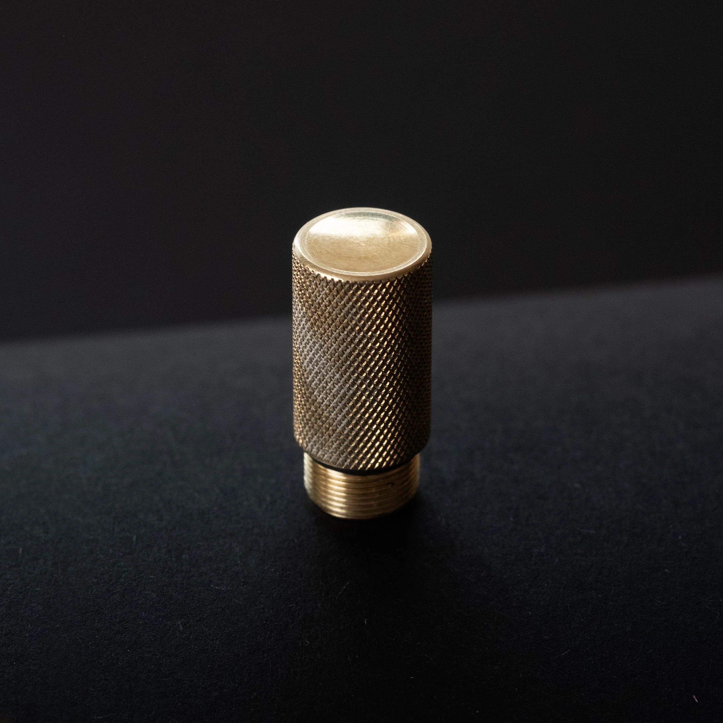 Lumos Pro Duo Brass/Messing – Nachfüllbarer Fineliner-, Schreib- & Pinselstift | Tom's Studio
