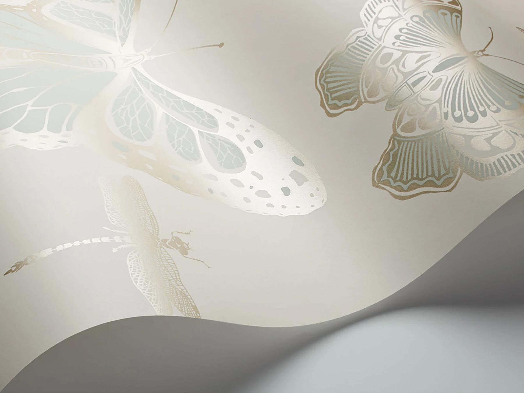 Butterflies & Dragonflies Tapete - 103/15065 - Cole&Son - Whimsical-103-15065-Cole&Son-Whimsical Butterflies & Dragonflies Tapete - 103/15065 - Cole&Son - Whimsical von Cole&Son aus der Kategorie Whimsical mit der Artikelnummer 103-15065