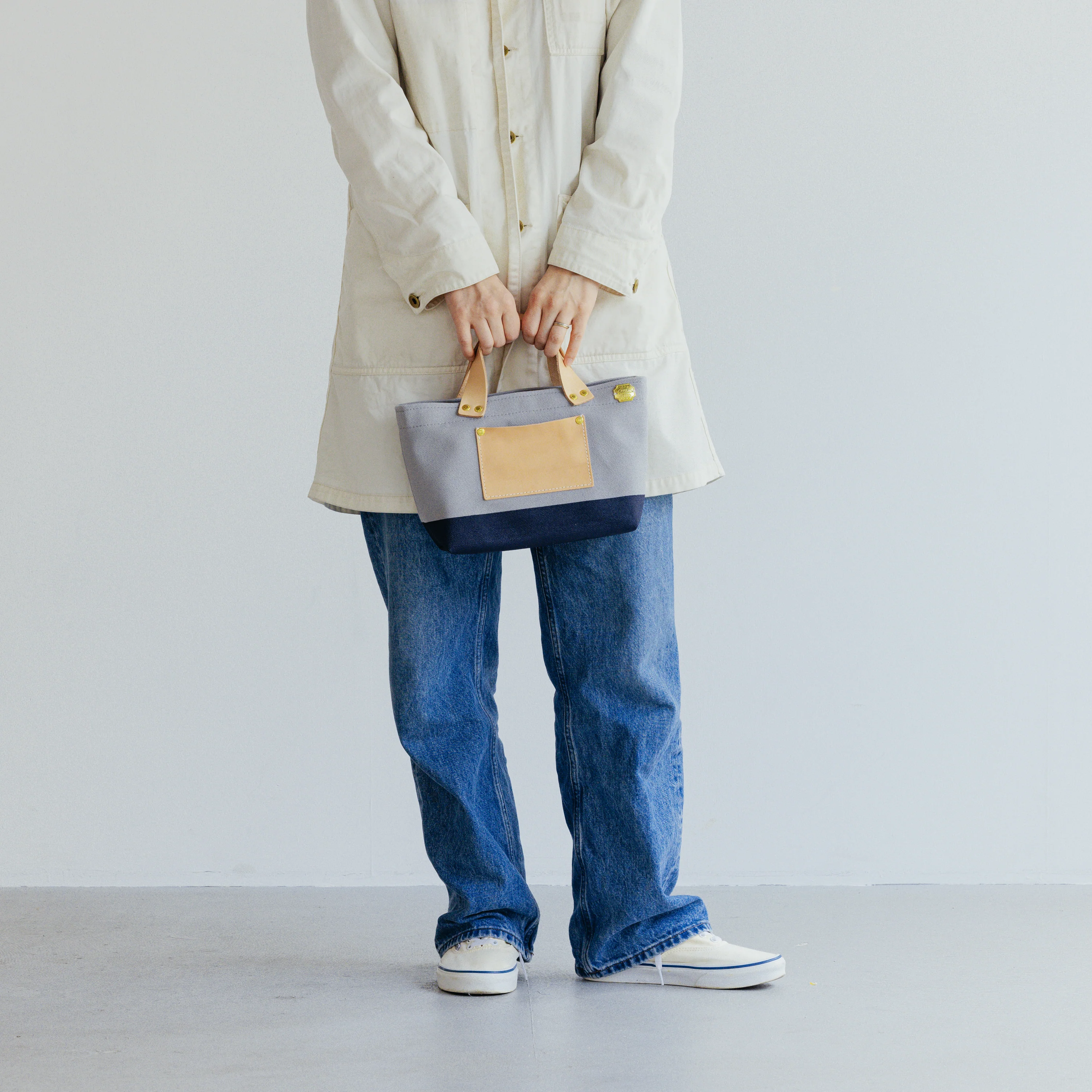 Engineer Bag Petite – Limited Edition Grey X Navy