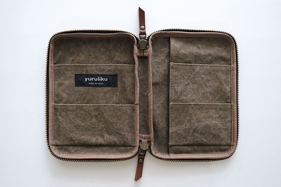 FLAT tool case / A6 Wide - Brown - Etui von Yuruliku