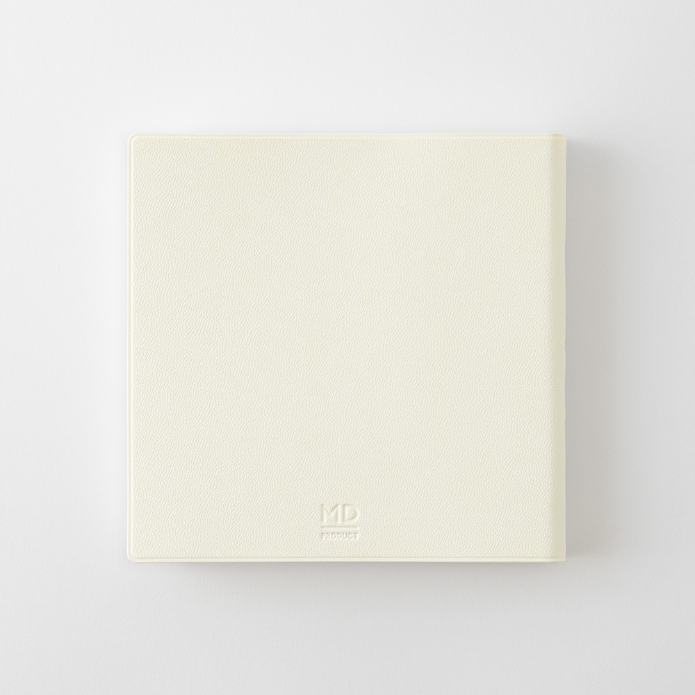 MD Notebook Kalender 1 Day 1 Page 2027 [A5 Quadrat]