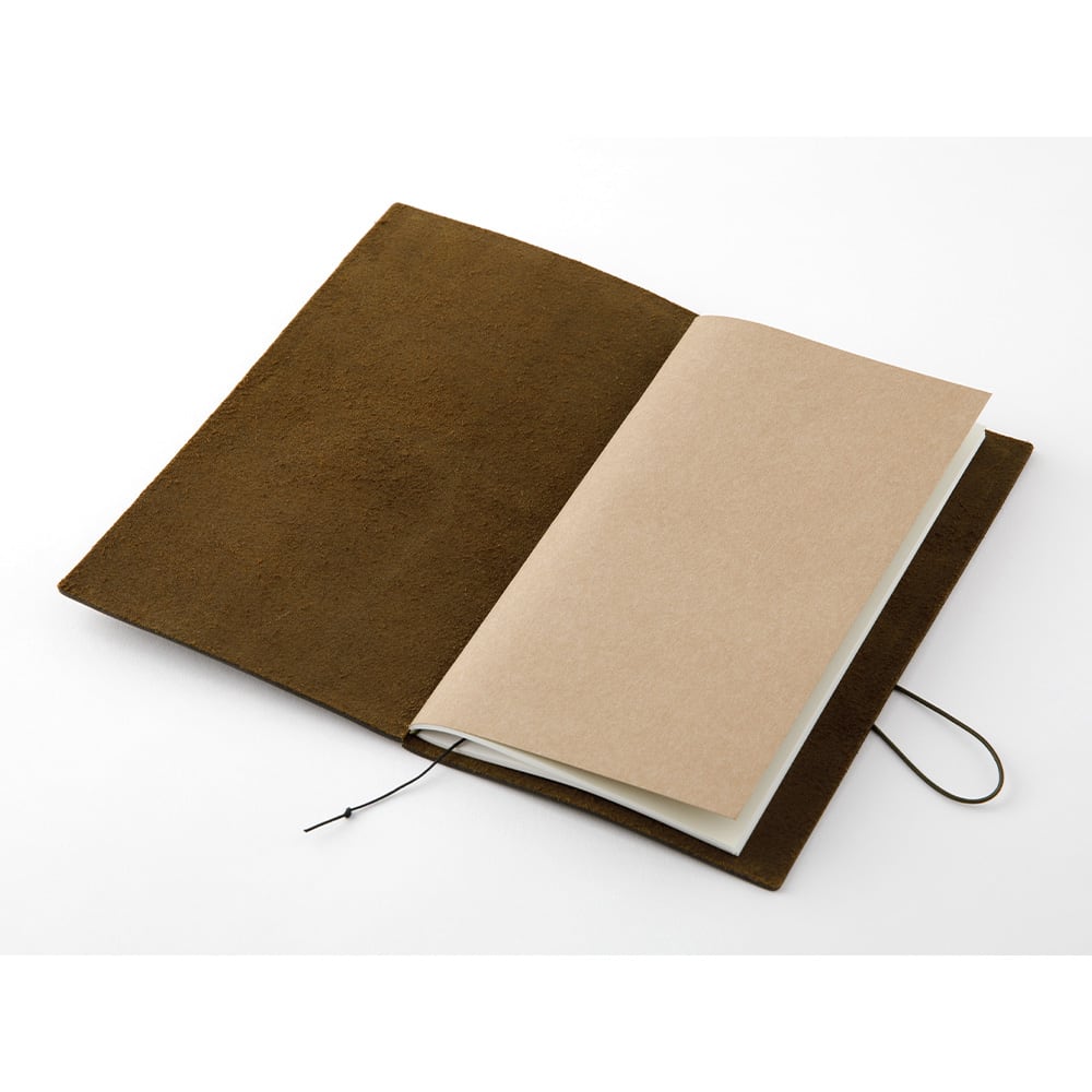 TRAVELER’S Notebook - Regular - Olive von TRAVELER'S COMPANY JAPAN aus der Kategorie TRAVELER'S Notebook "Regular" mit der Artikelnummer TRN-REG-OLIVE