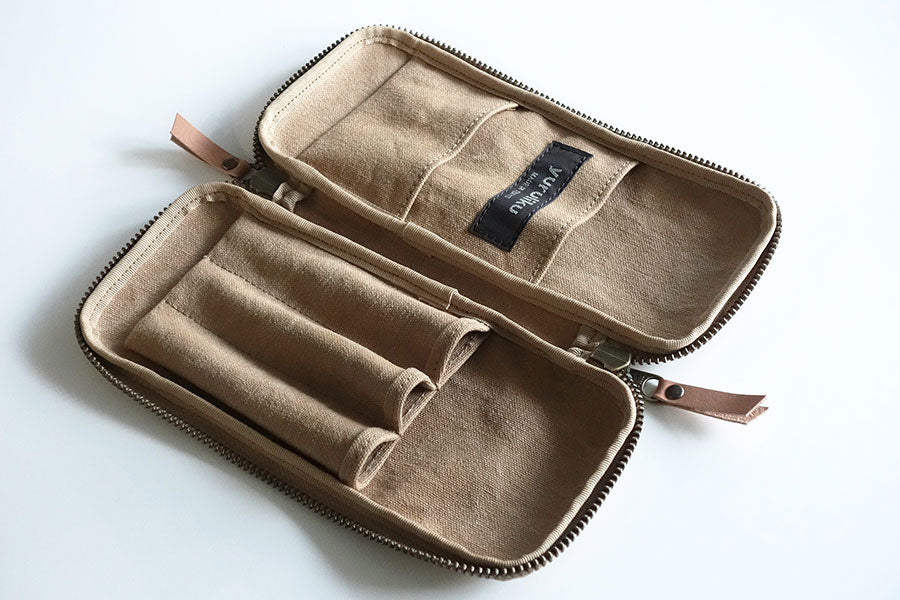 FLAT tool case / 3 Pen - Beige - Stifteetui von Yuruliku