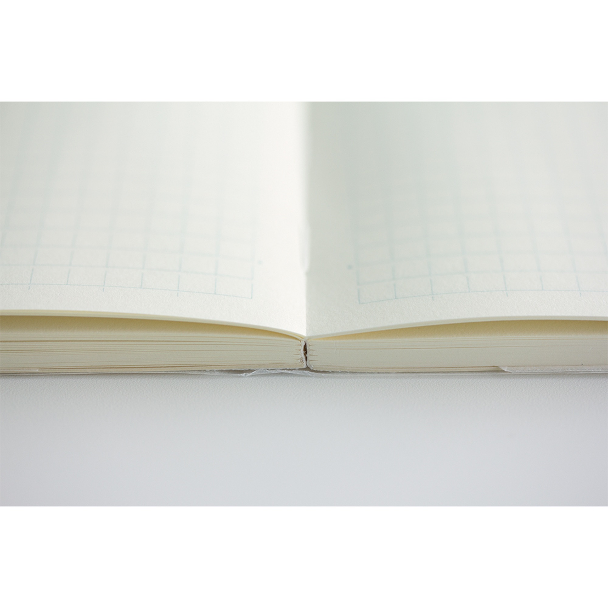 MD Notebook - B6 Slim - kariert / grid - Midori Notizbuch