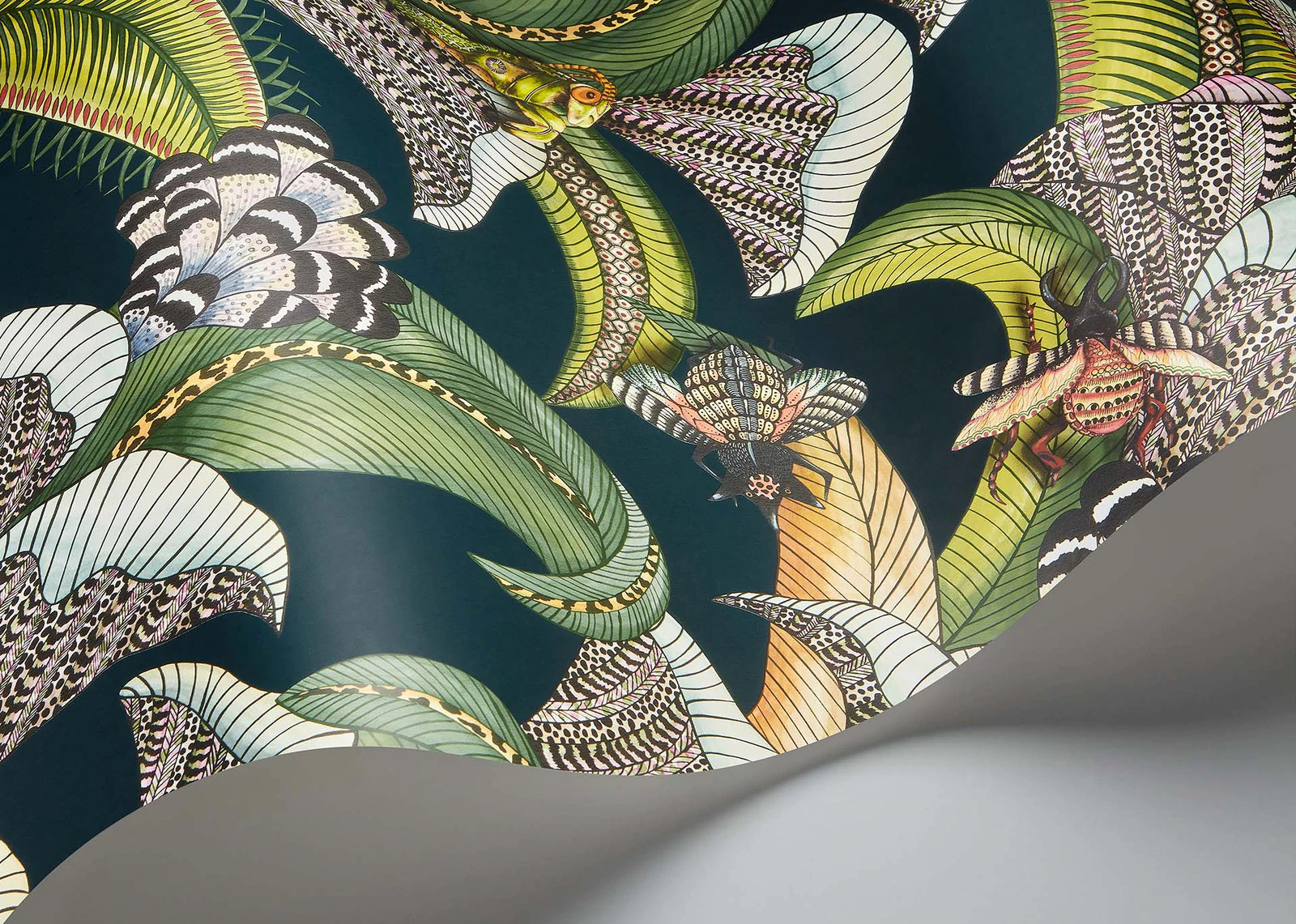 Hoopoe Leaves Tapete - 119/1007 - Cole&Son - Ardmore - Jabula-119-1007-Cole&Son-Ardmore Jabula Hoopoe Leaves Tapete - 119/1007 - Cole&Son - Ardmore - Jabula von Cole&Son aus der Kategorie Ardmore Jabula mit der Artikelnummer 119-1007