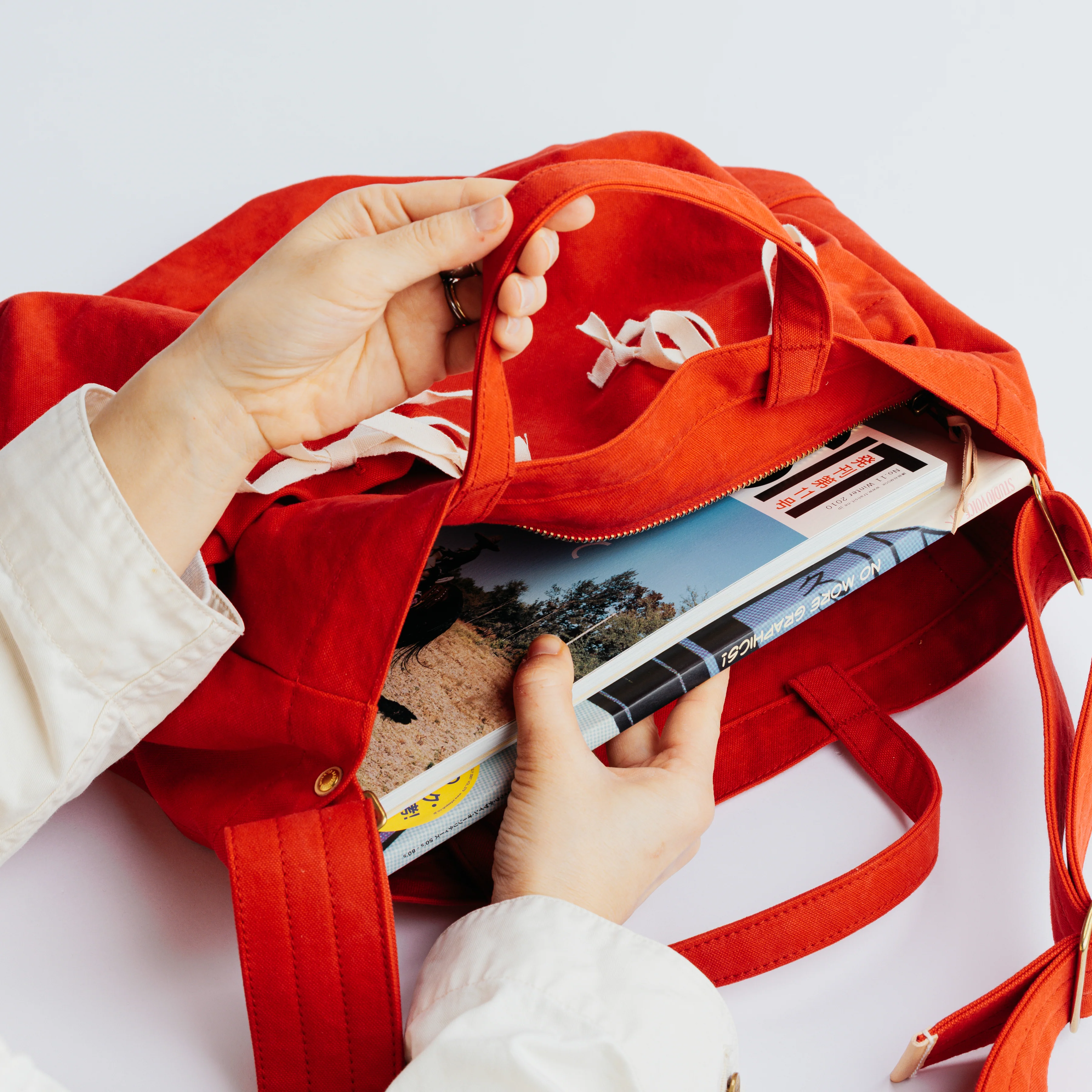 Two Pocket Shoulder Bag - Schultertasche aus Baumwolle - The Superior Labor - *Pre-order/Vorbestellung*