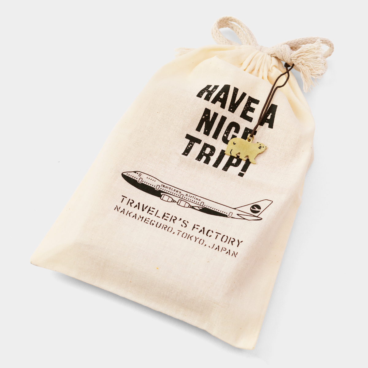 Brass Charm "Kleiner Bär" - TRAVELER'S FACTORY Limited