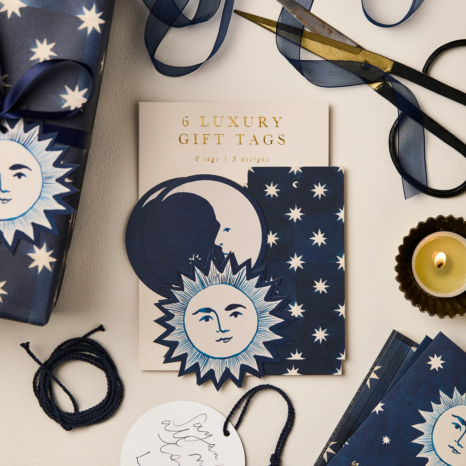 "Moon & Sun" Gift Tags von Wanderlust Paper Co. "Moon & Sun" Gift Tags von Wanderlust Paper Co.
