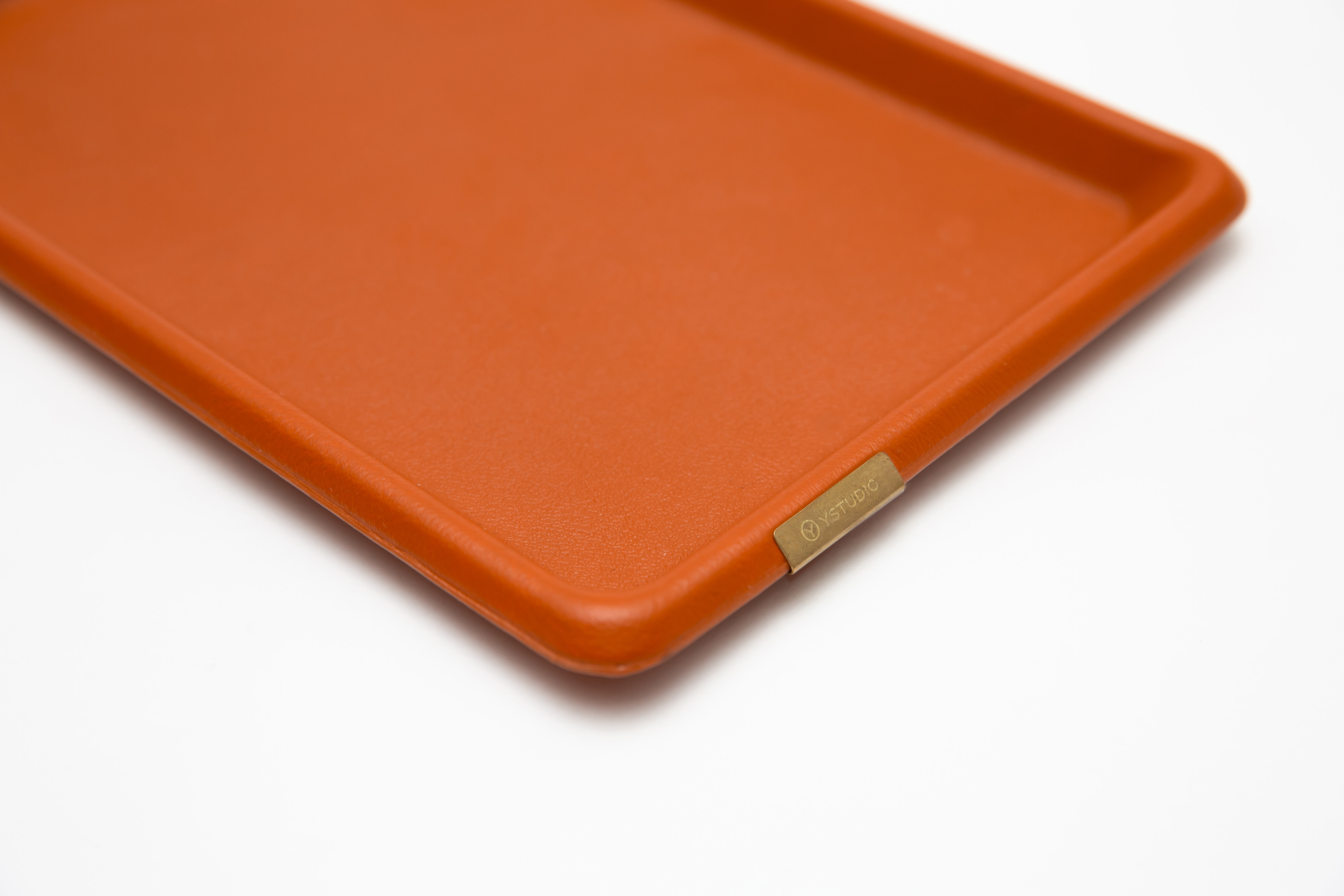Classic Reflect - Eco Leather Tray - Brick Red - L - YSTUDIO