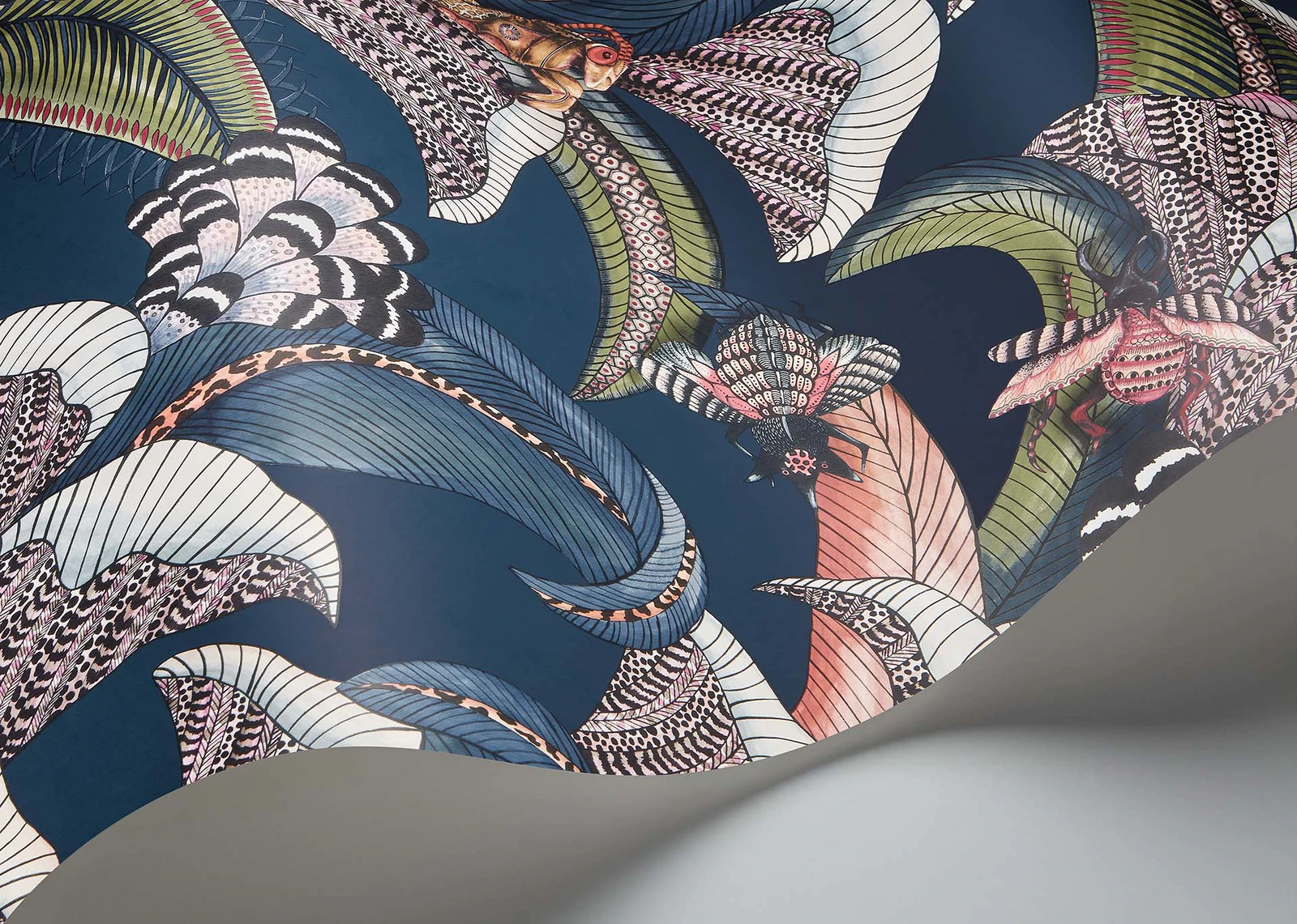 Hoopoe Leaves Tapete - 119/1006 - Cole&Son - Ardmore - Jabula-119-1006-Cole&Son-Ardmore Jabula Hoopoe Leaves Tapete - 119/1006 - Cole&Son - Ardmore - Jabula von Cole&Son aus der Kategorie Ardmore Jabula mit der Artikelnummer 119-1006