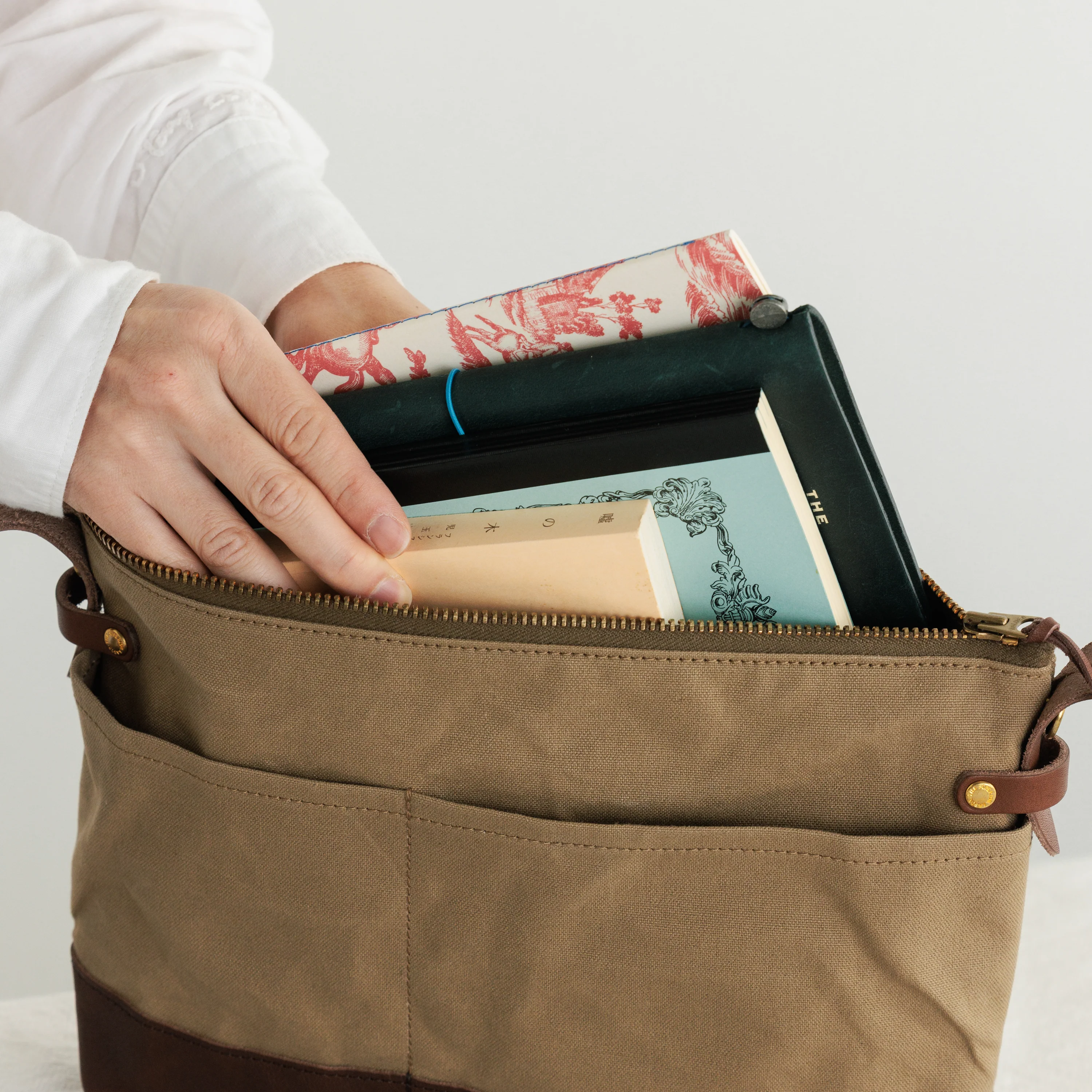 Shoulder Bag - Leather Bottom - The Superior Labor