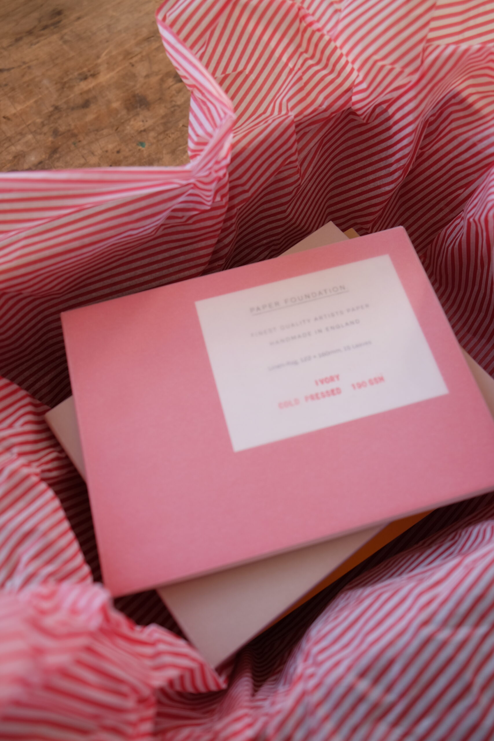 Art Pad S - Zeichenblock - PILLAR BOX RED X IVORY - Paper Foundation