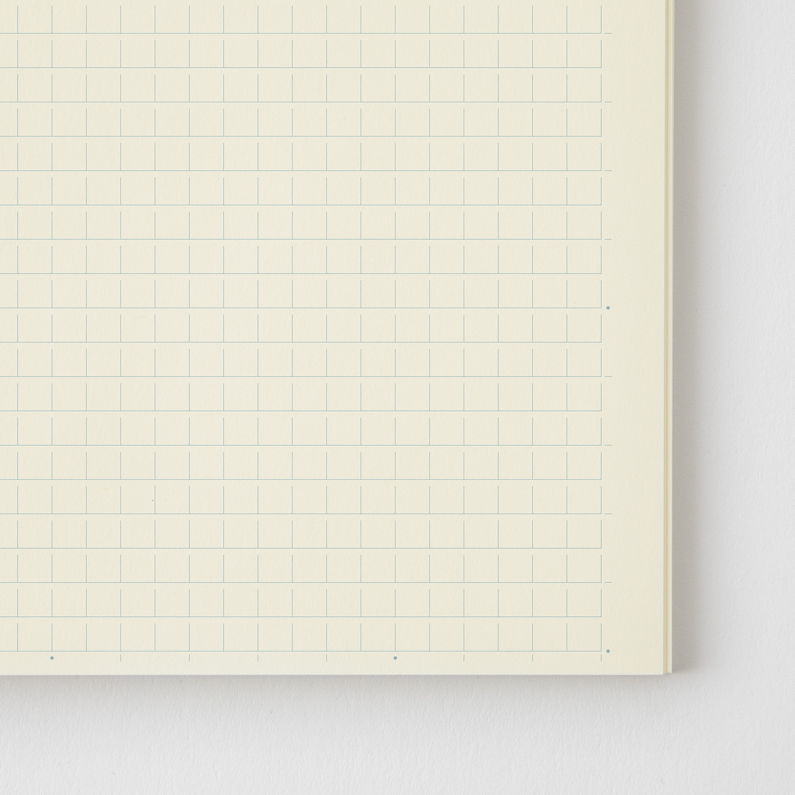 MD Notebook - A7 - kariert / grid - Midori Notizbuch