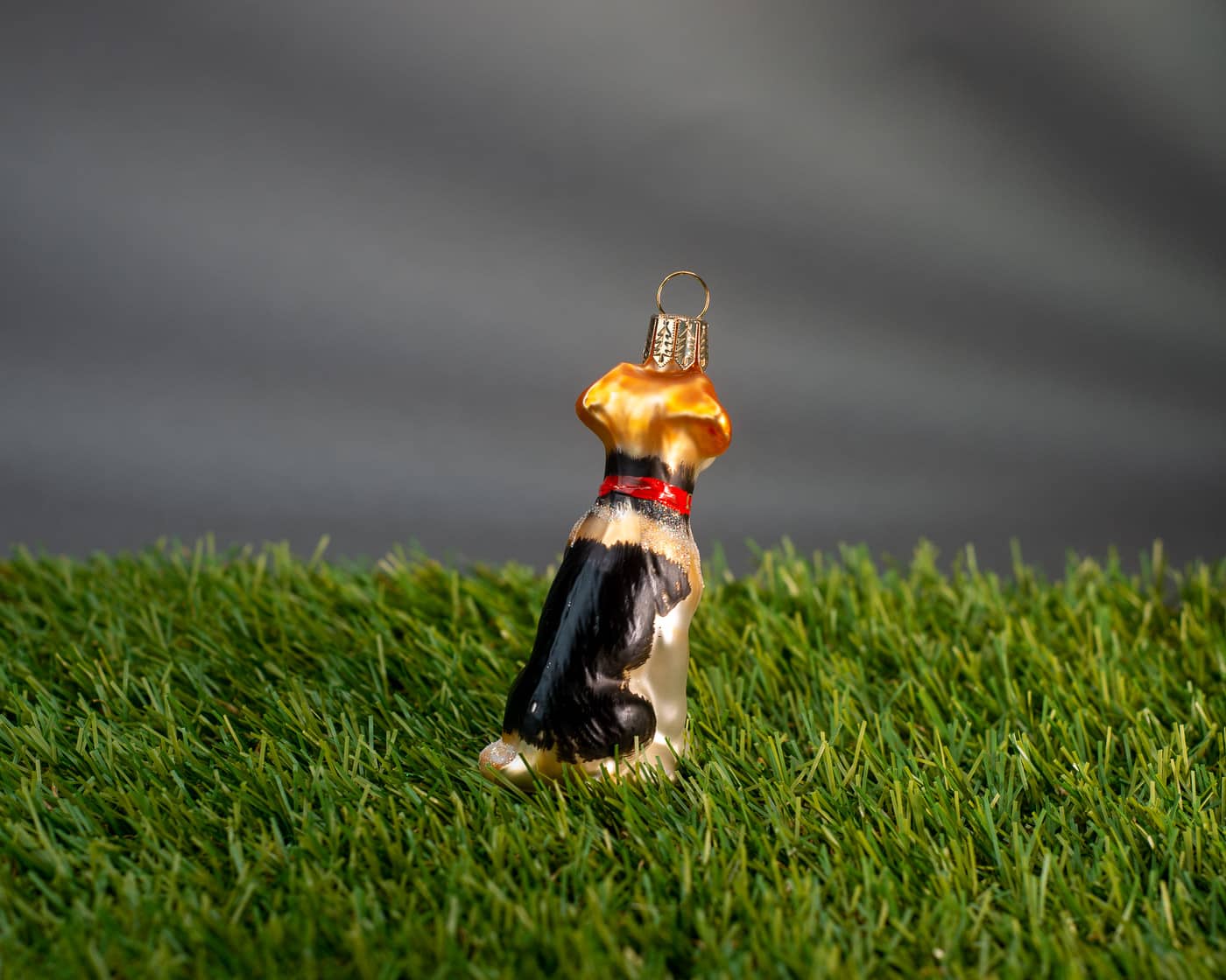 Foxterrier - Christbaumschmuck aus Glas von Weihnachtsland aus der Kategorie Christbaumschmuck mit der Artikelnummer OF23312