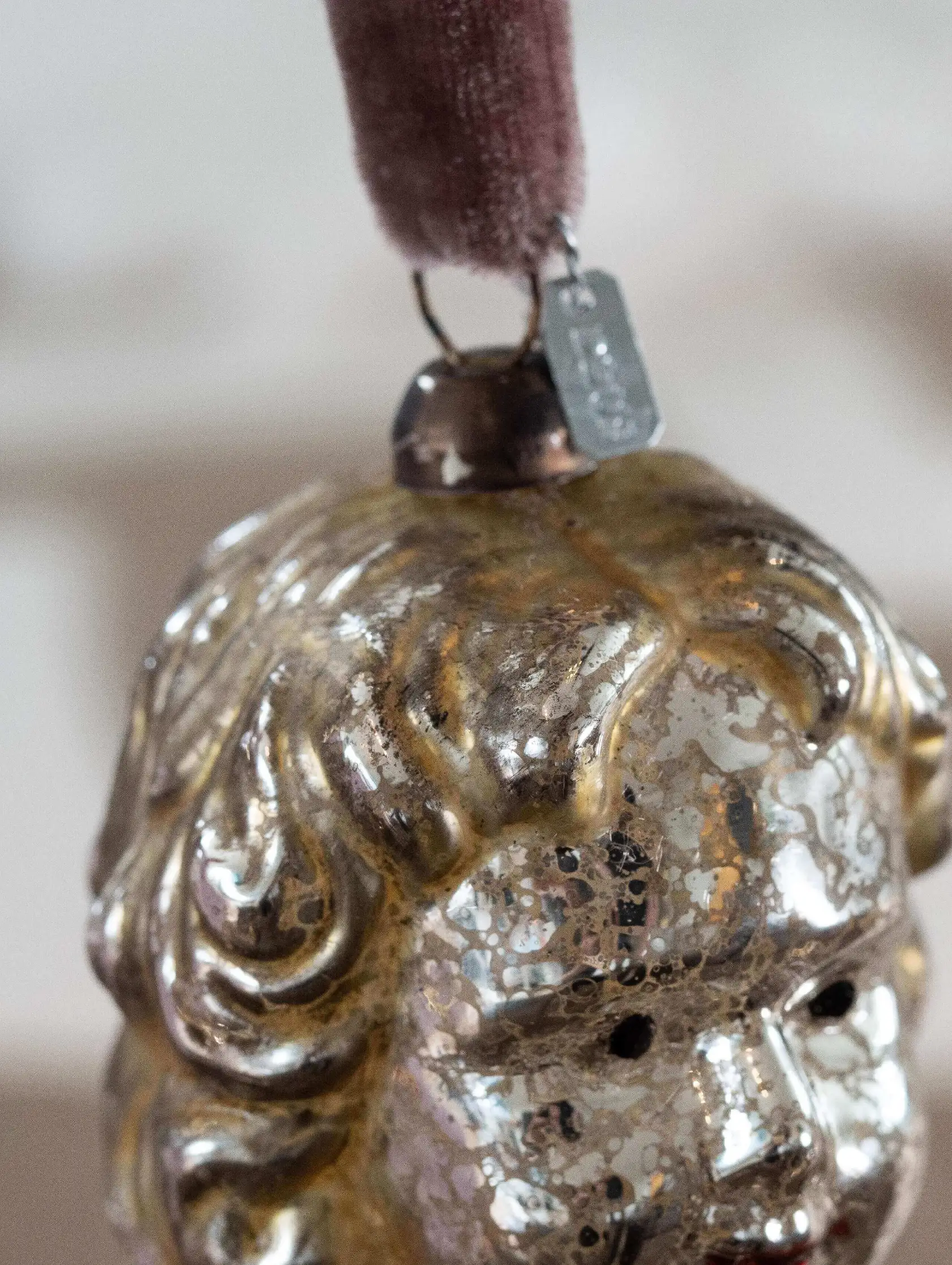 Goldhaariger Seraph aus Glas 'Goldlöckchen' - Deus Living Copenhagen