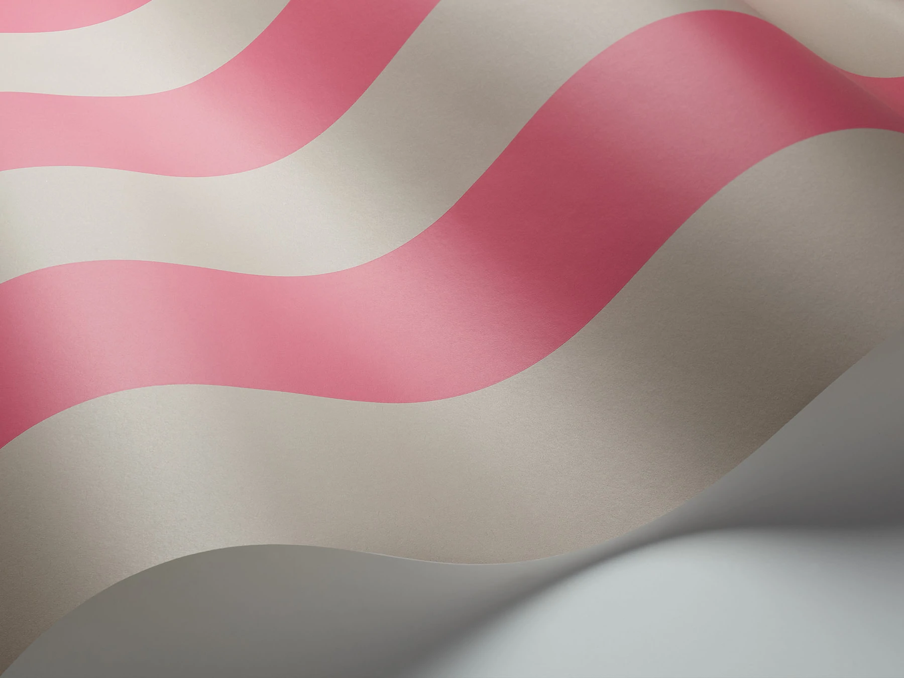 Glastonbury Stripe Tapete - 110/6031 - Cole&Son - Marquee Stripes-110-6031-Cole&Son-Marquee Stripes Glastonbury Stripe Tapete - 110/6031 - Cole&Son - Marquee Stripes von Cole&Son aus der Kategorie Marquee Stripes mit der Artikelnummer 110-6031